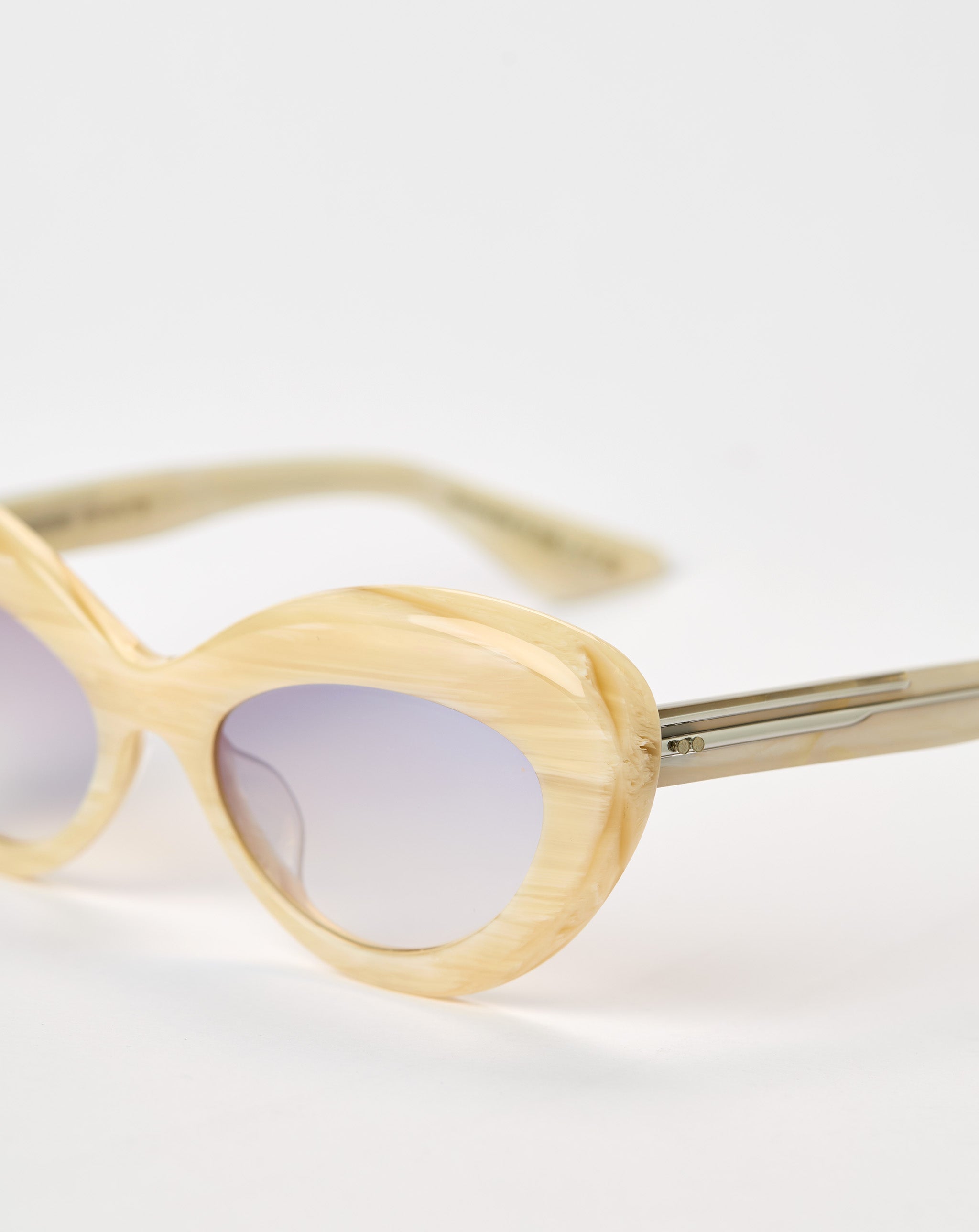 Oval Cateye Sunglasses