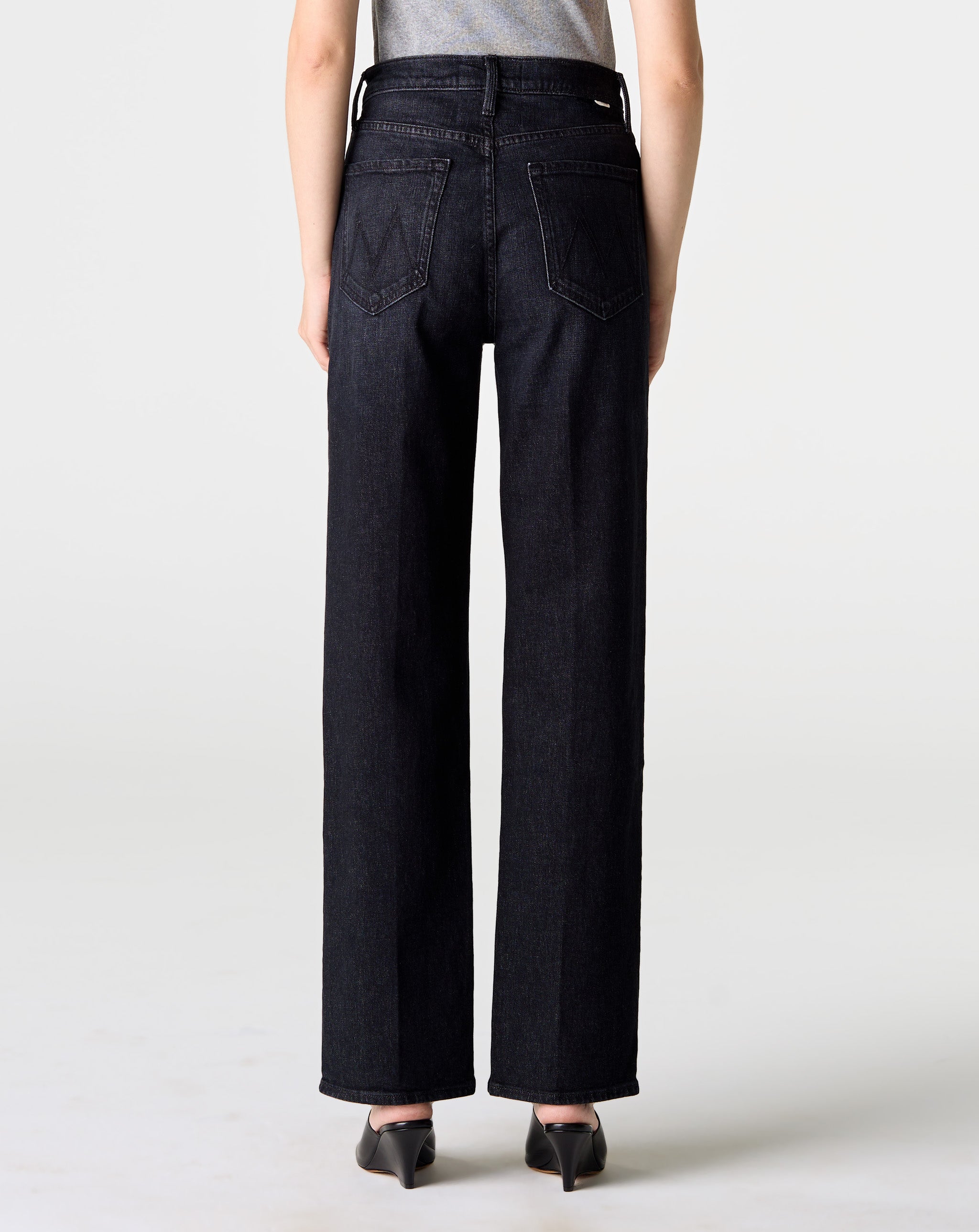 The Rambler Zip Sneak
