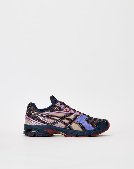 UB9-S Gel-DS Trainer 14