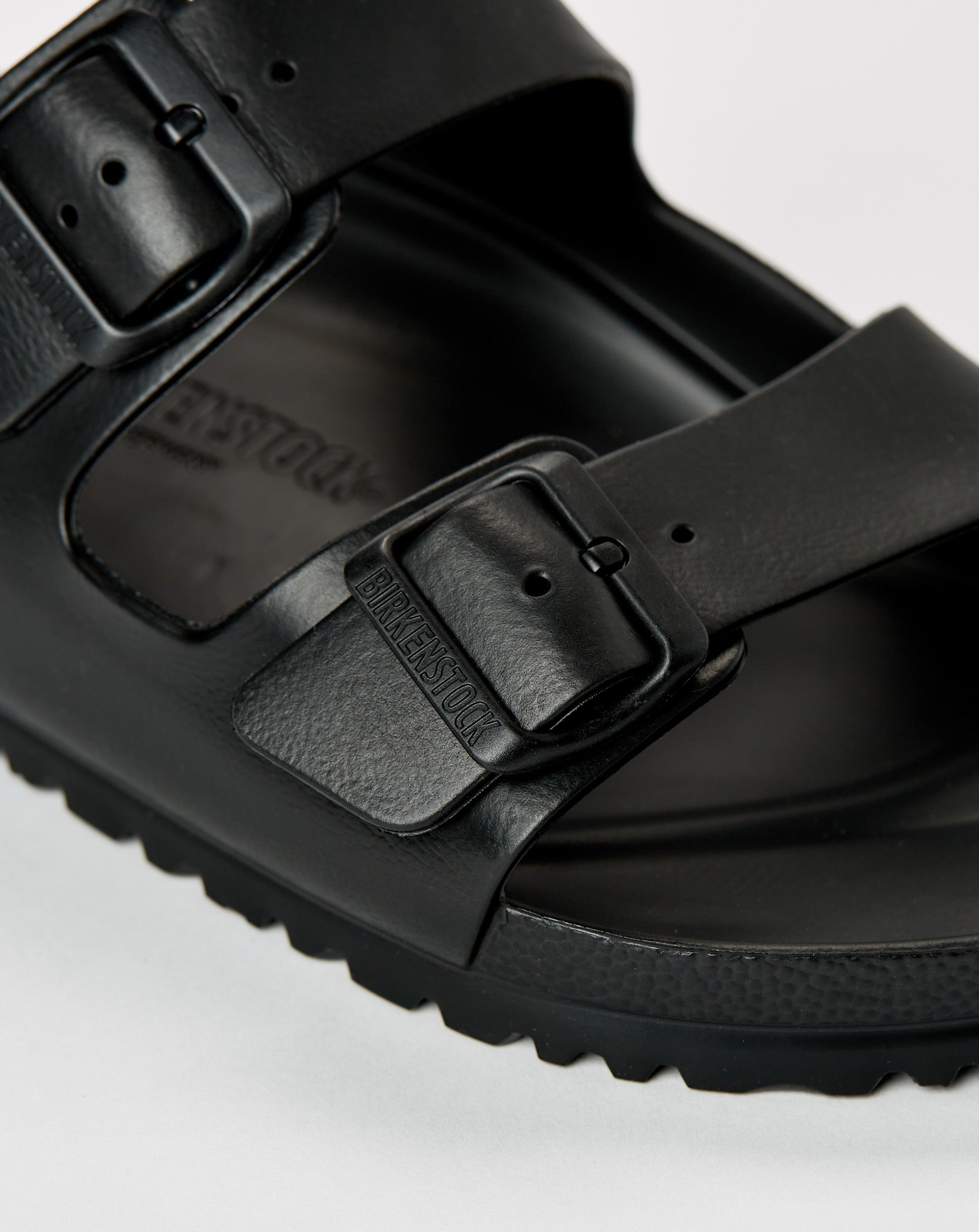 Eva Sandal