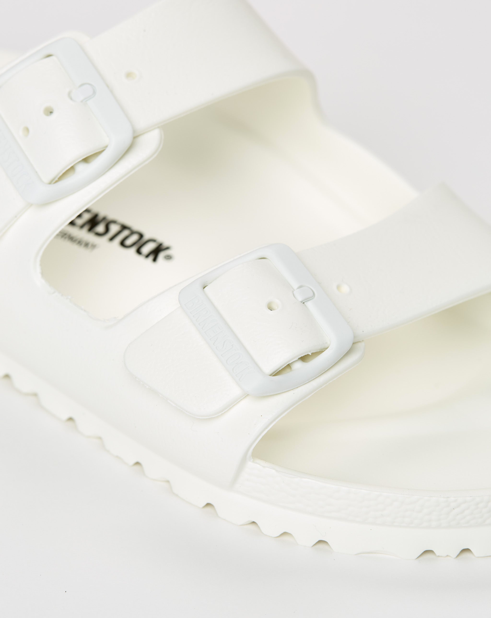Eva Sandal