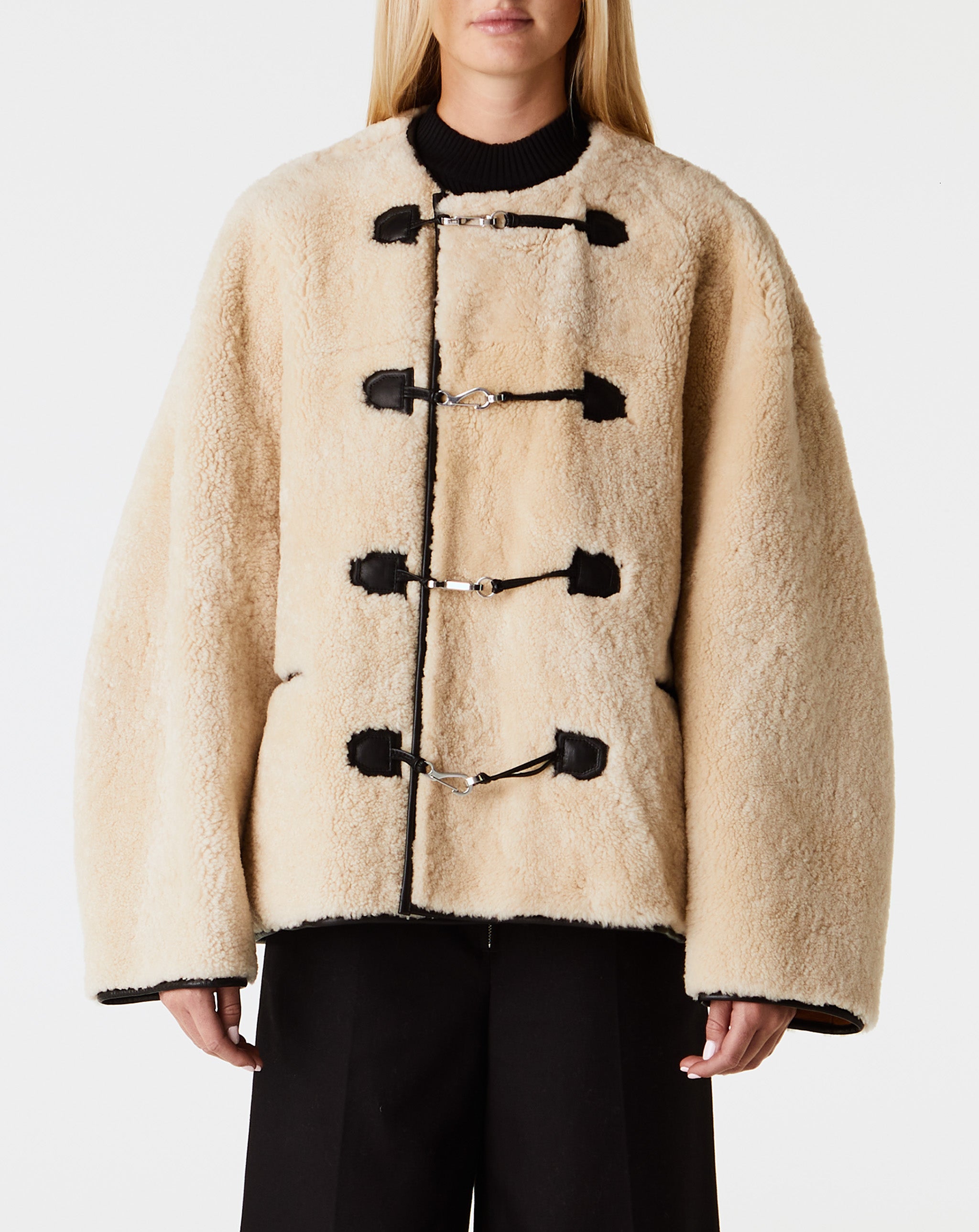 Teddy Clasp Jacket