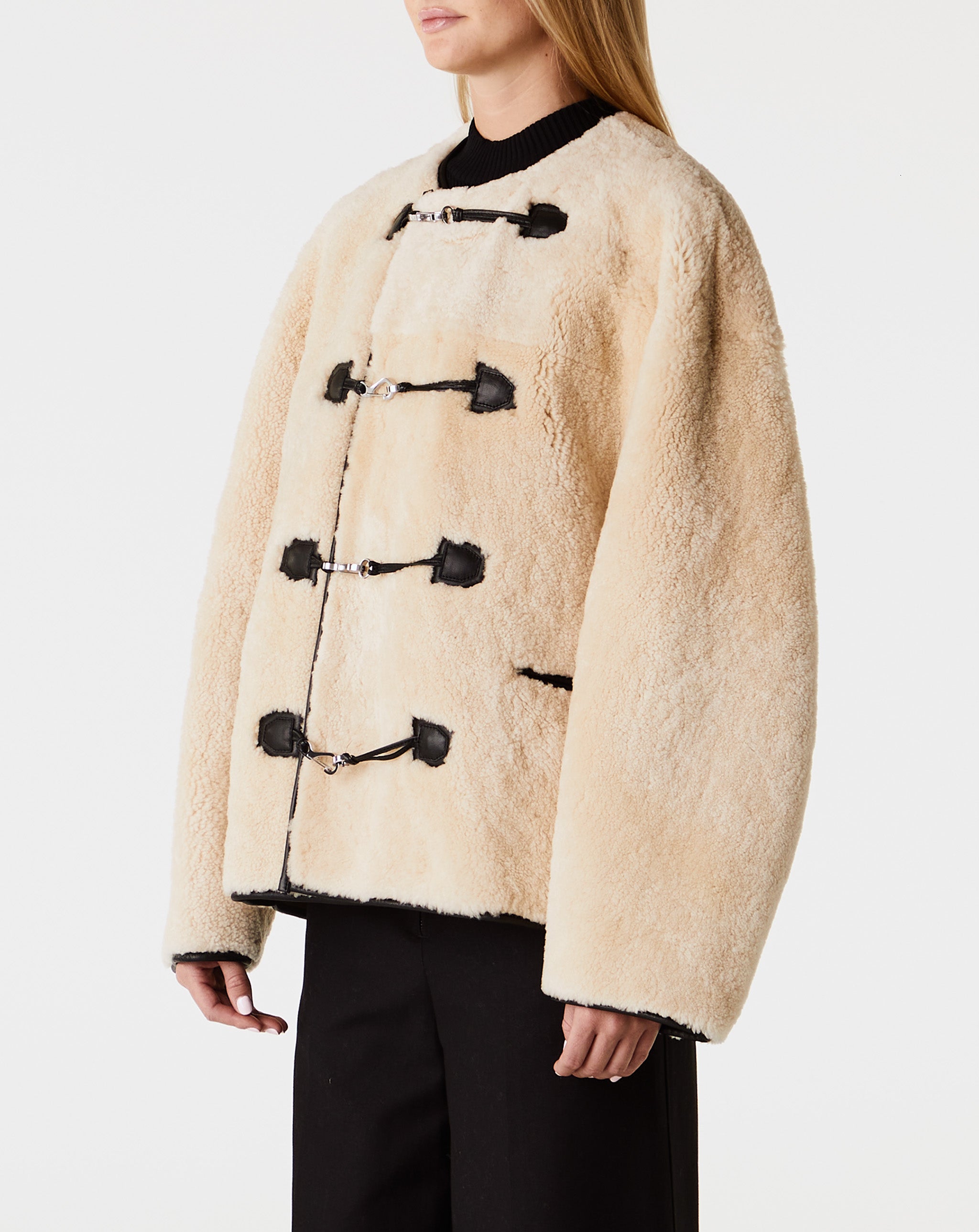Teddy Clasp Jacket