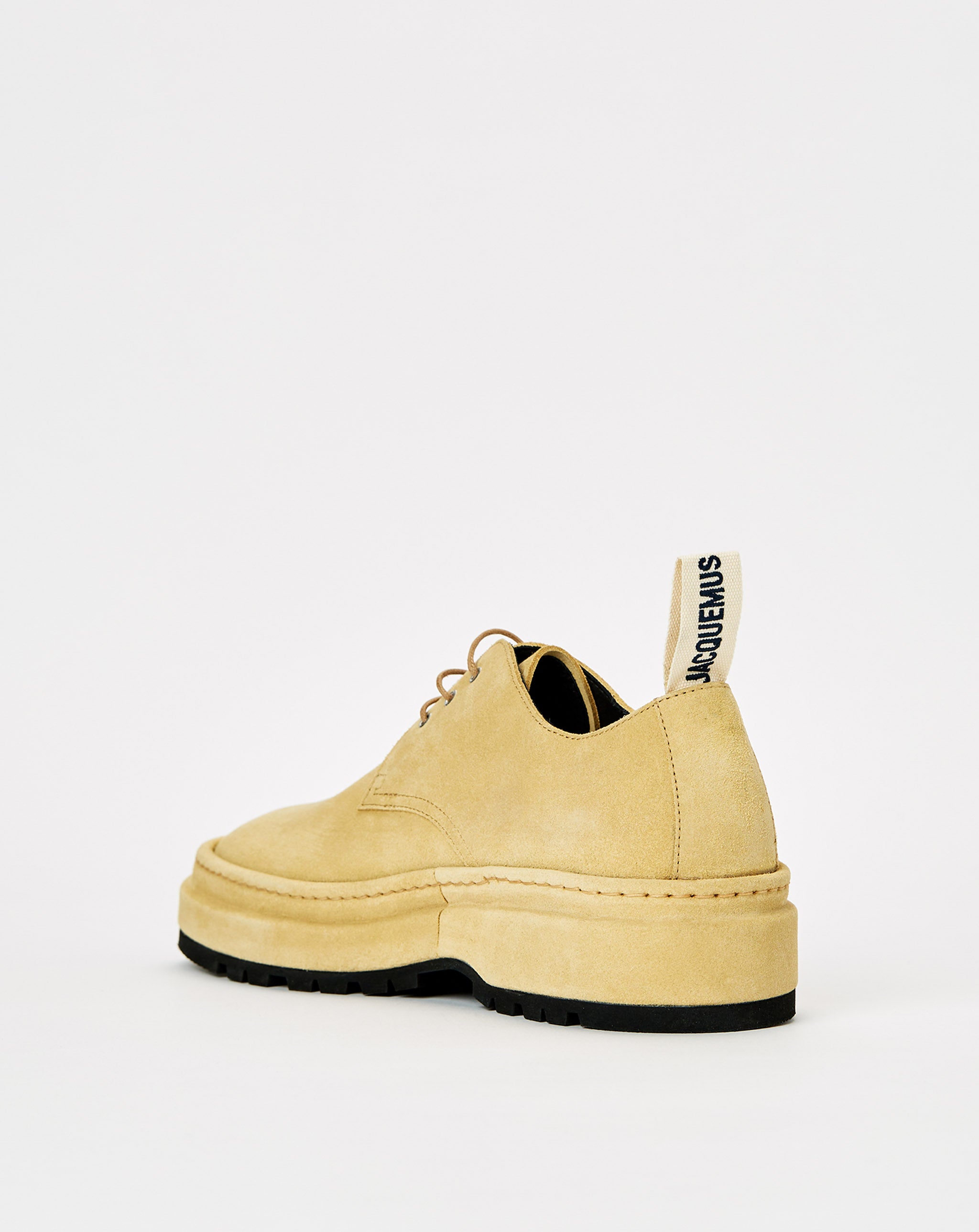Pavane Lace-Up