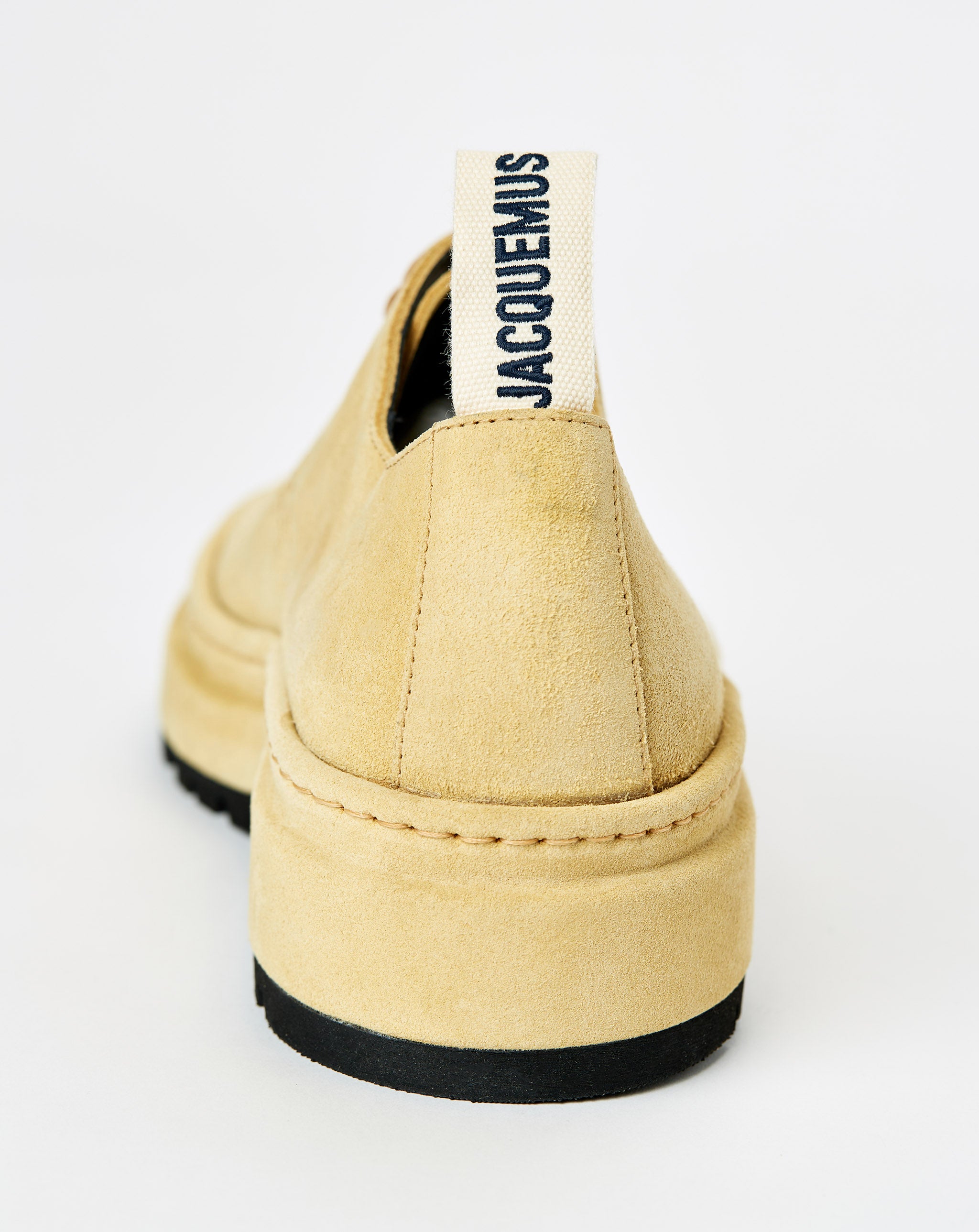 Pavane Lace-Up