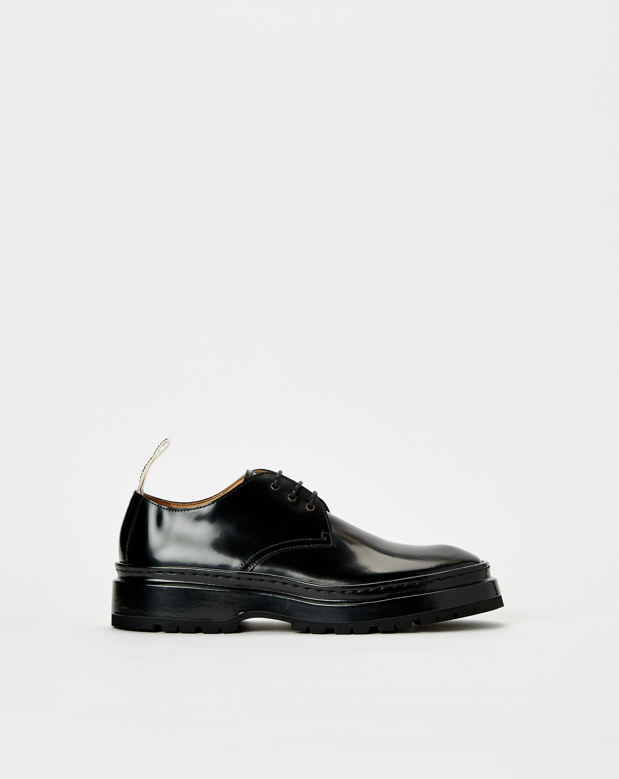Pavane Lace-Up