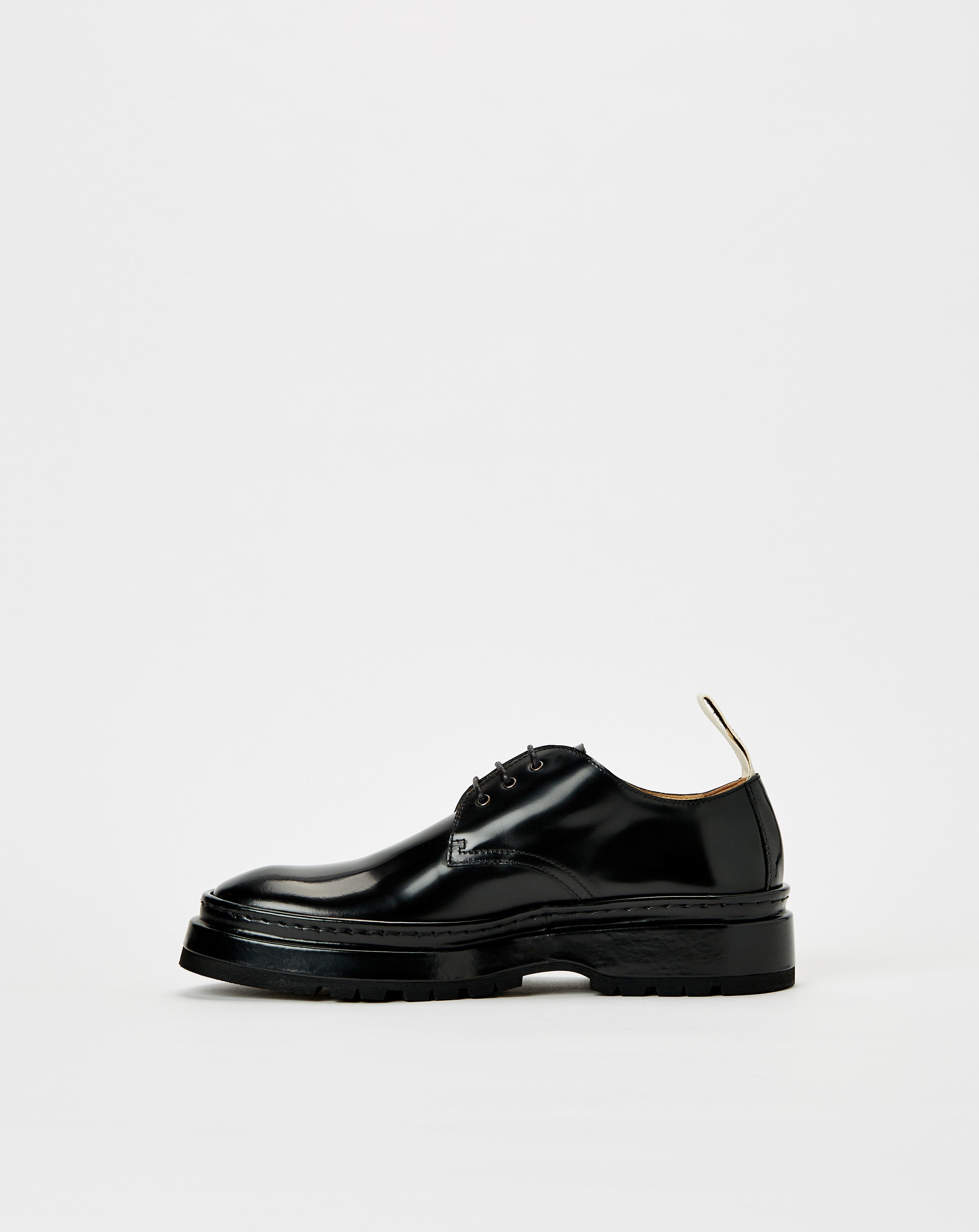 Pavane Lace-Up