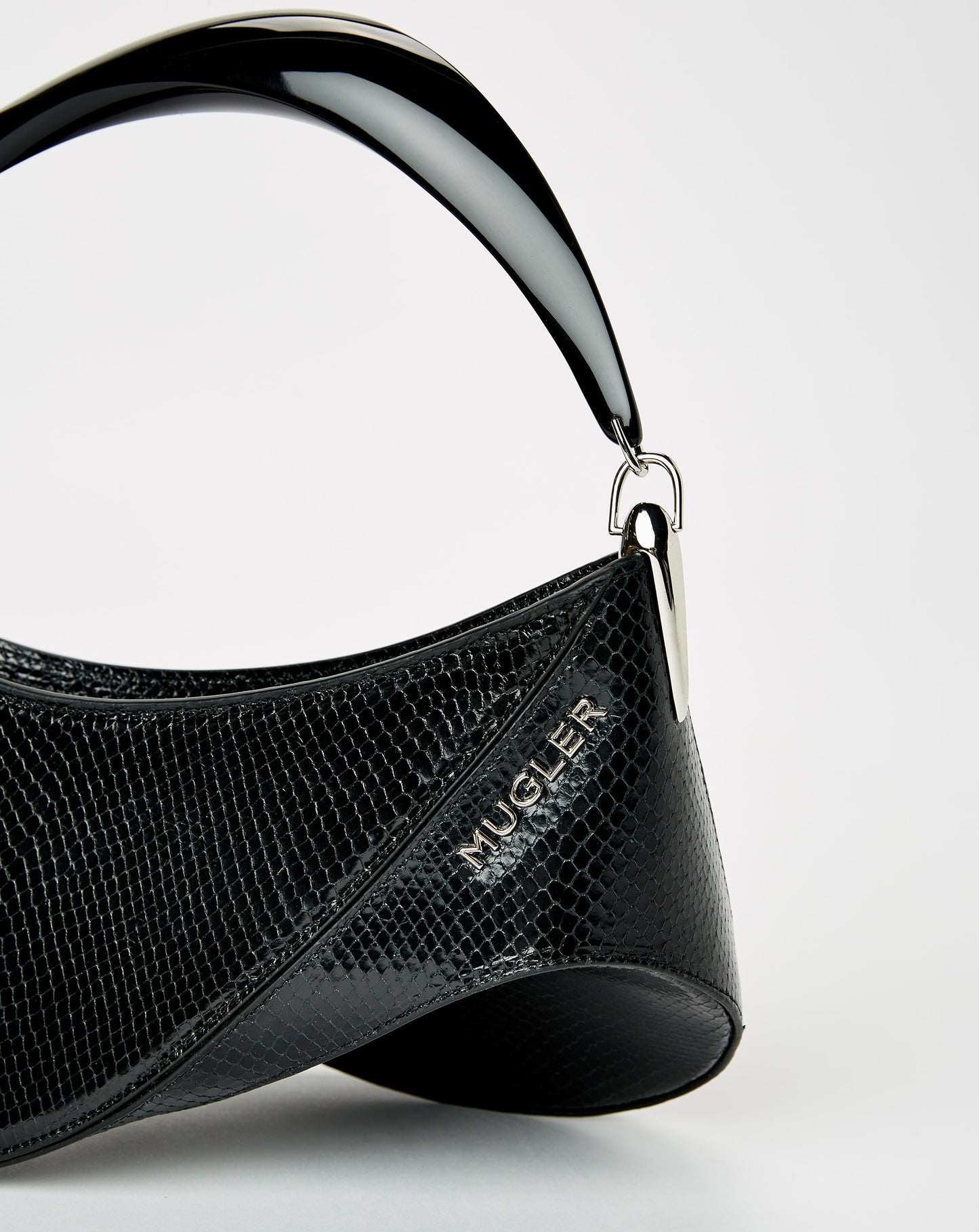 Medium Resin Handle Bag