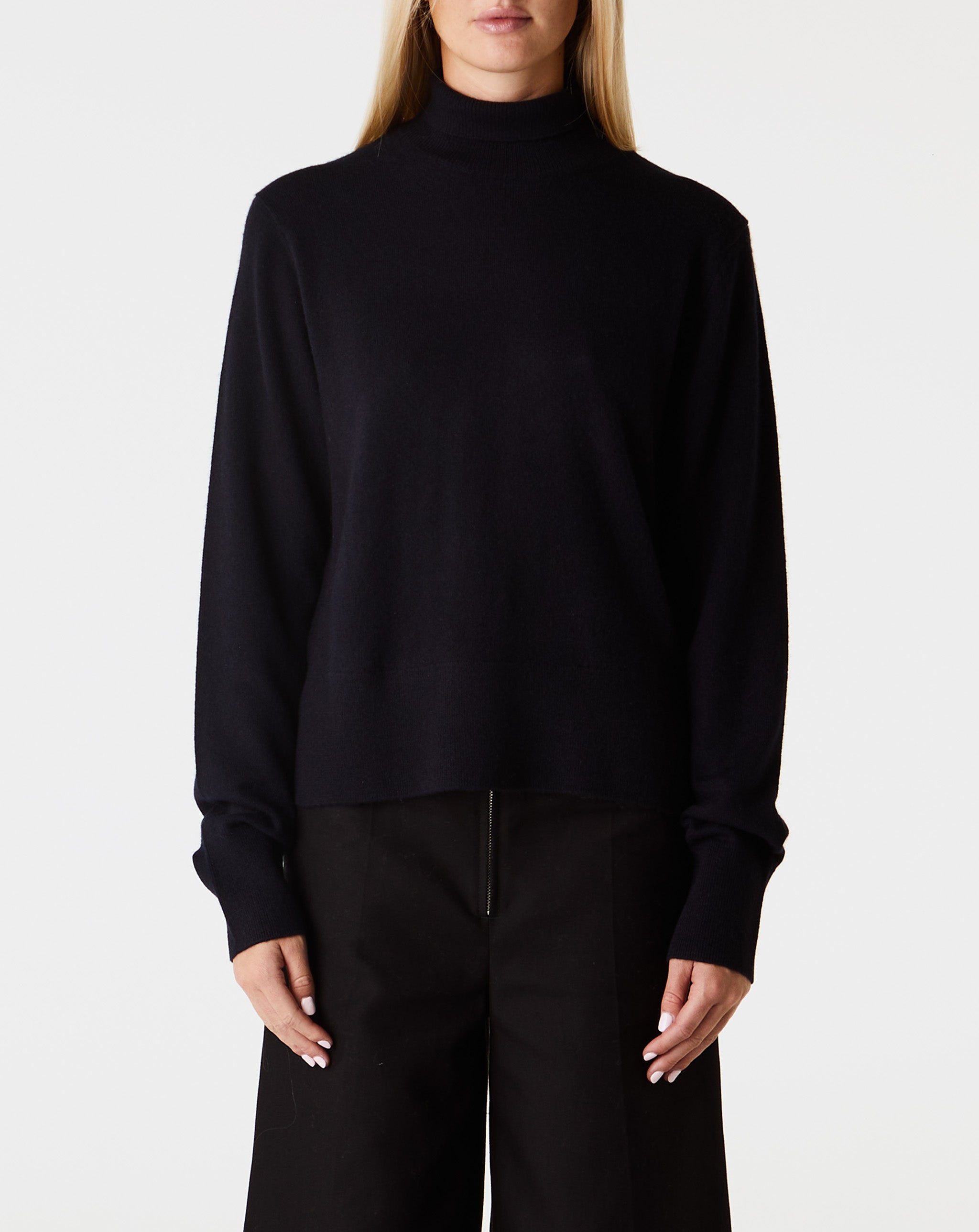 Cropped Turtleneck