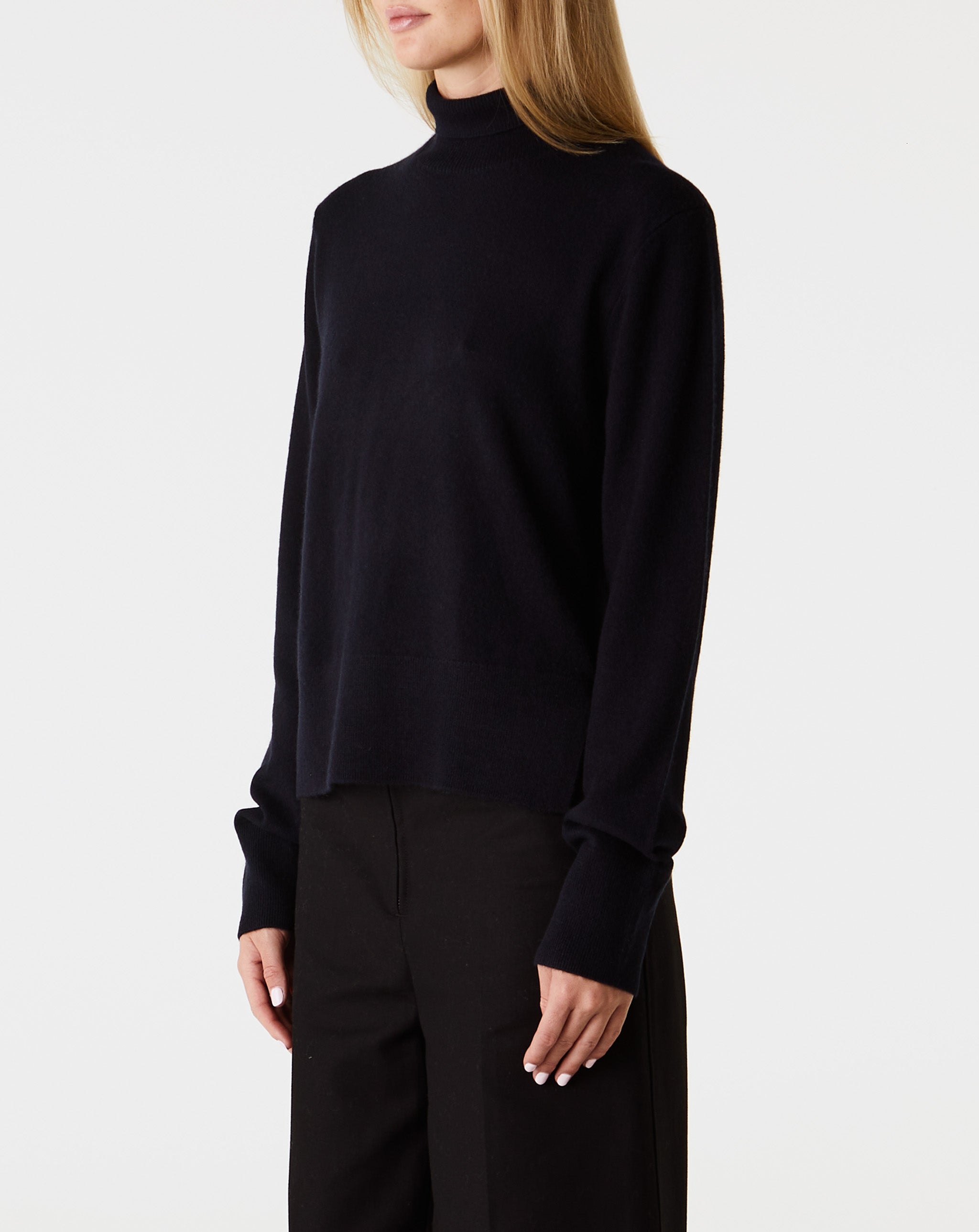 Cropped Turtleneck