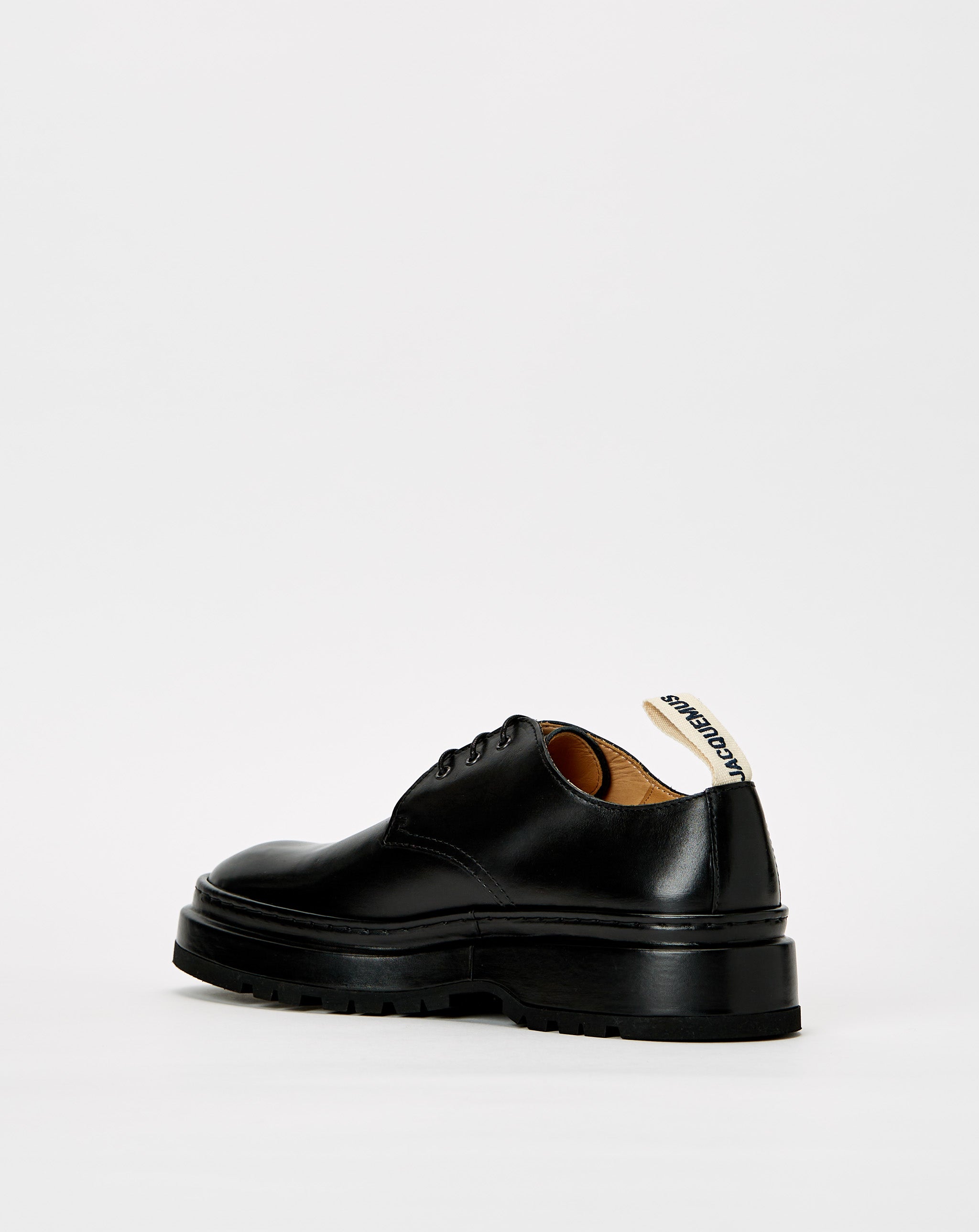 Pavane Lace Up