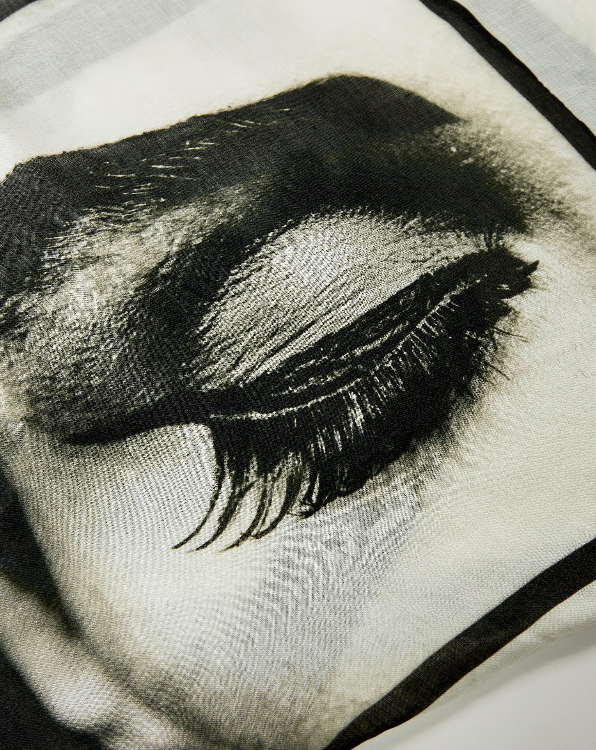 Pareo "Eyes And Lips"