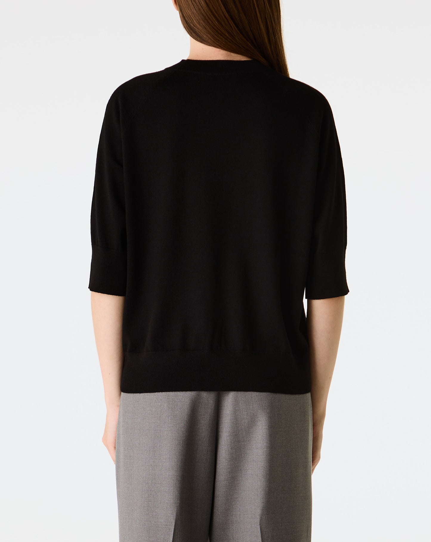 Tuan Sweater