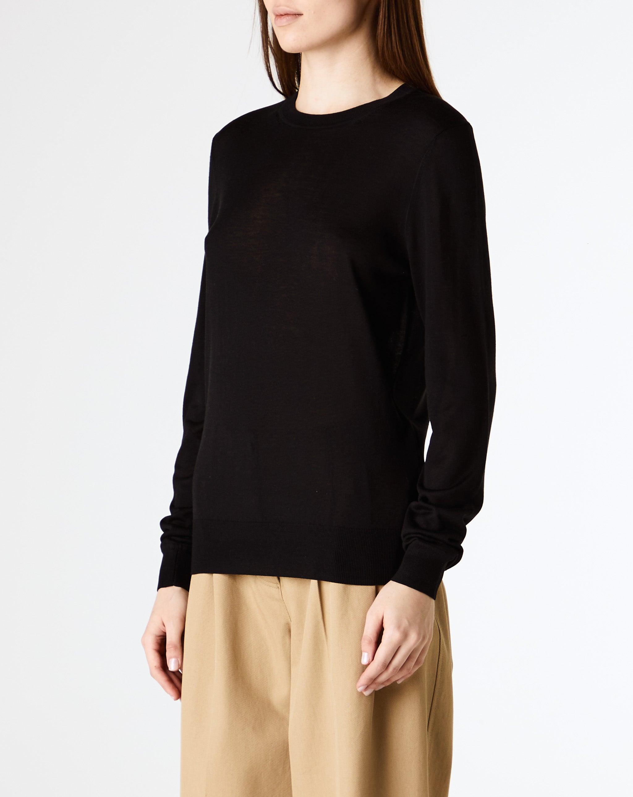 Fine Crew-Neck Knit