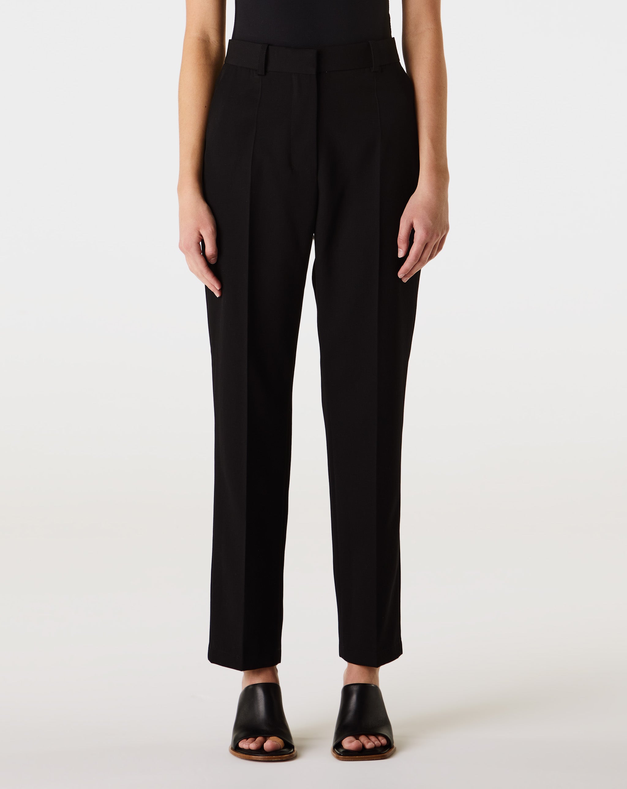 Norma Pant