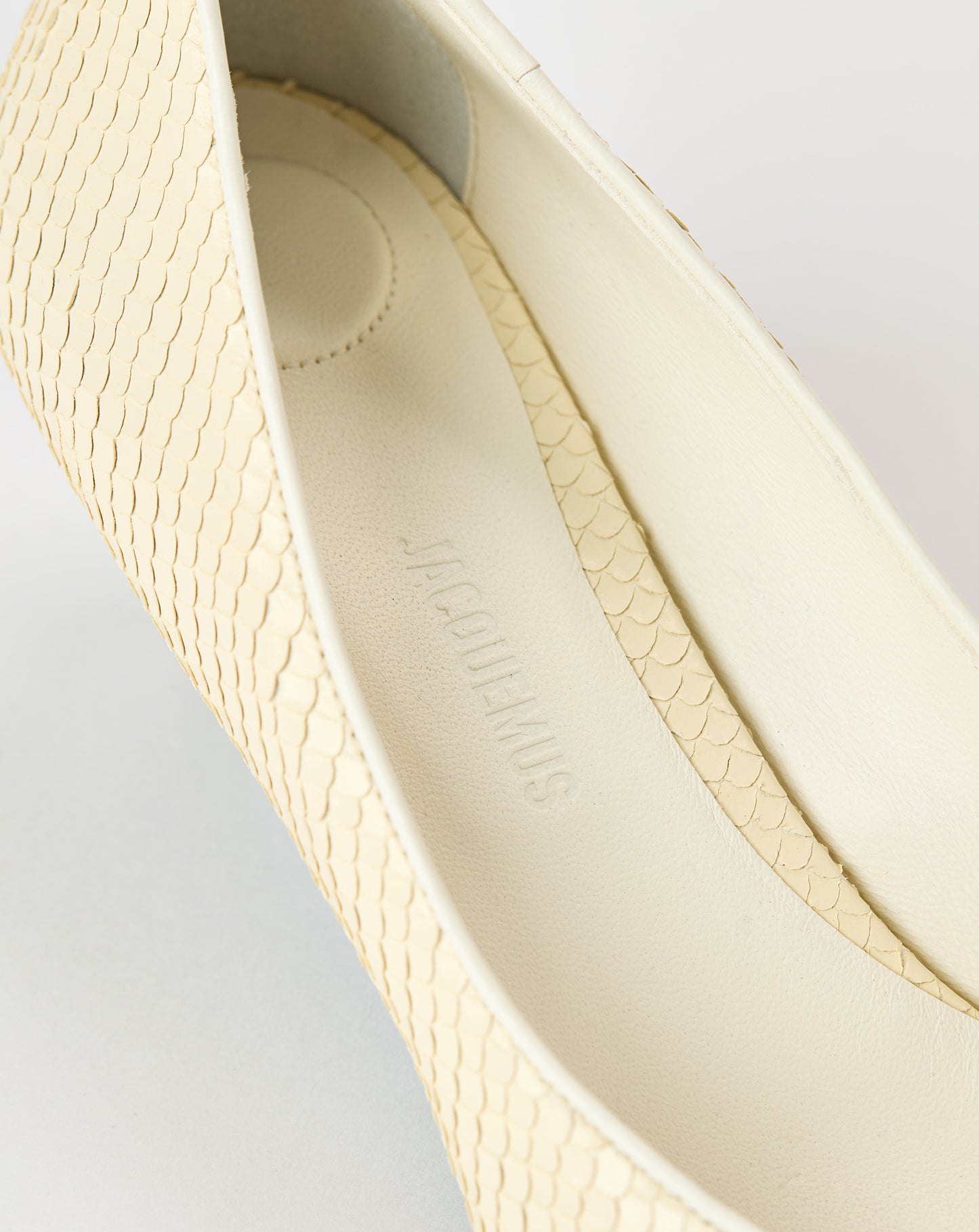 Tourni Pumps