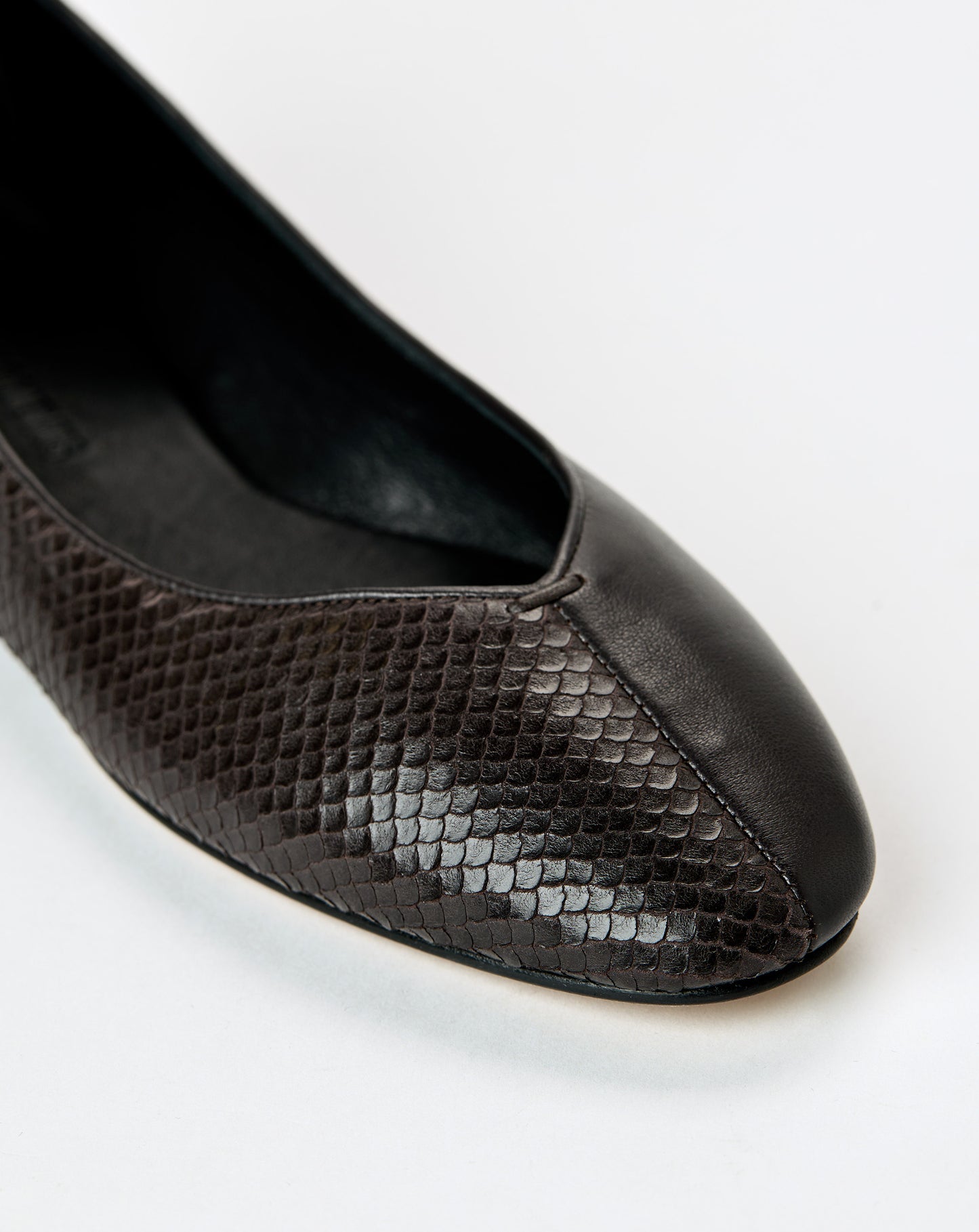 Ovalo Ballerina Flat