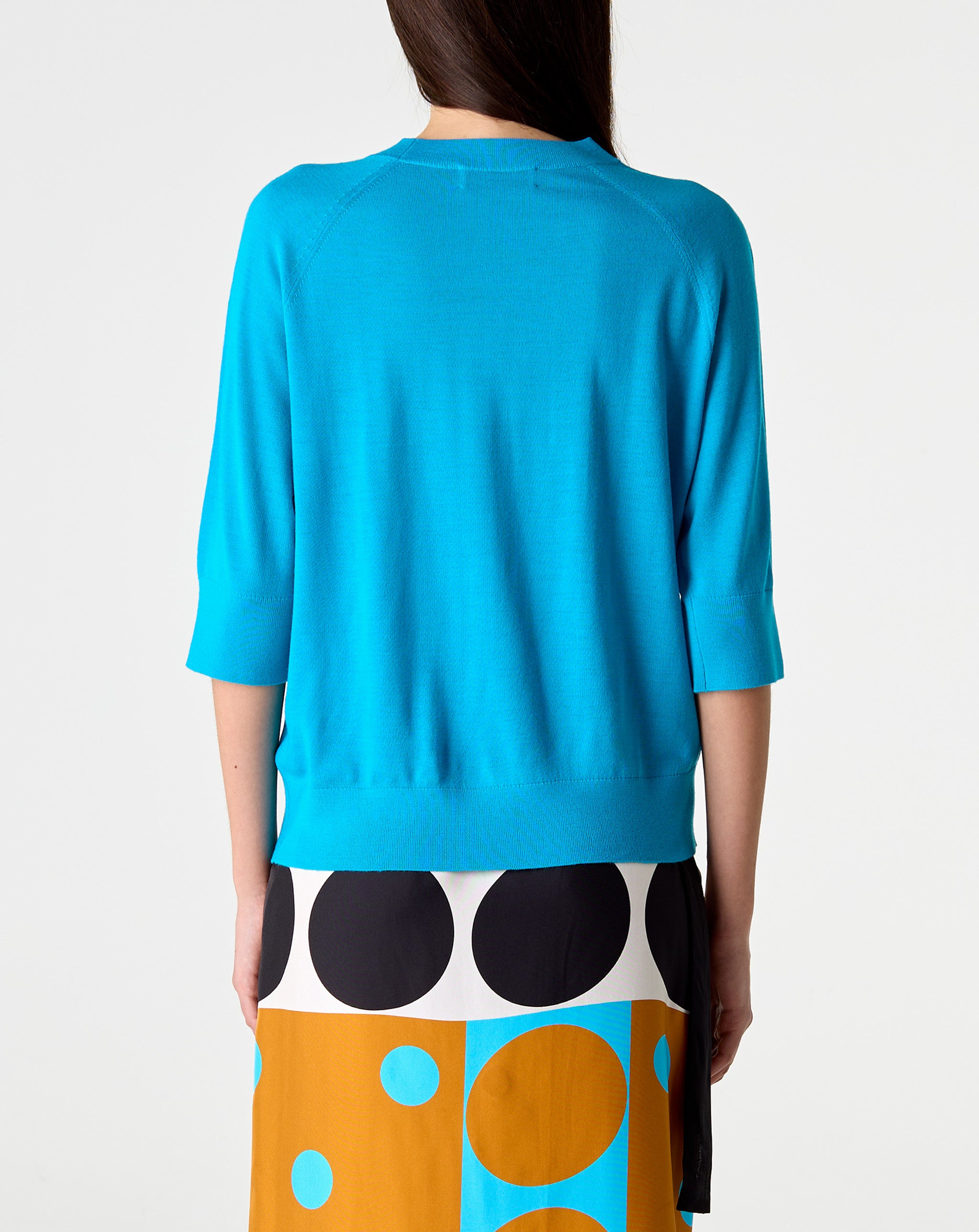Tuan Sweater
