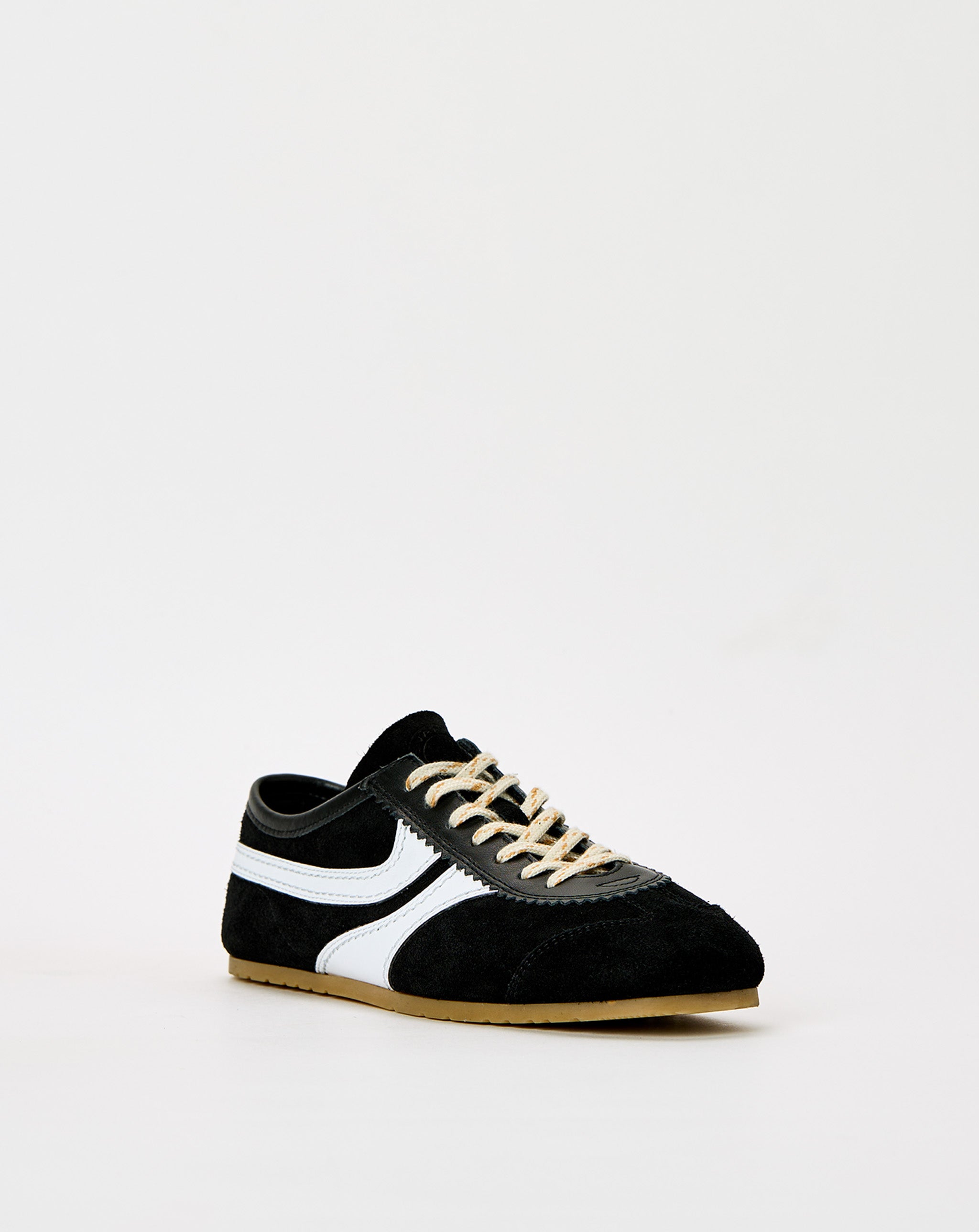 Low Sneakers