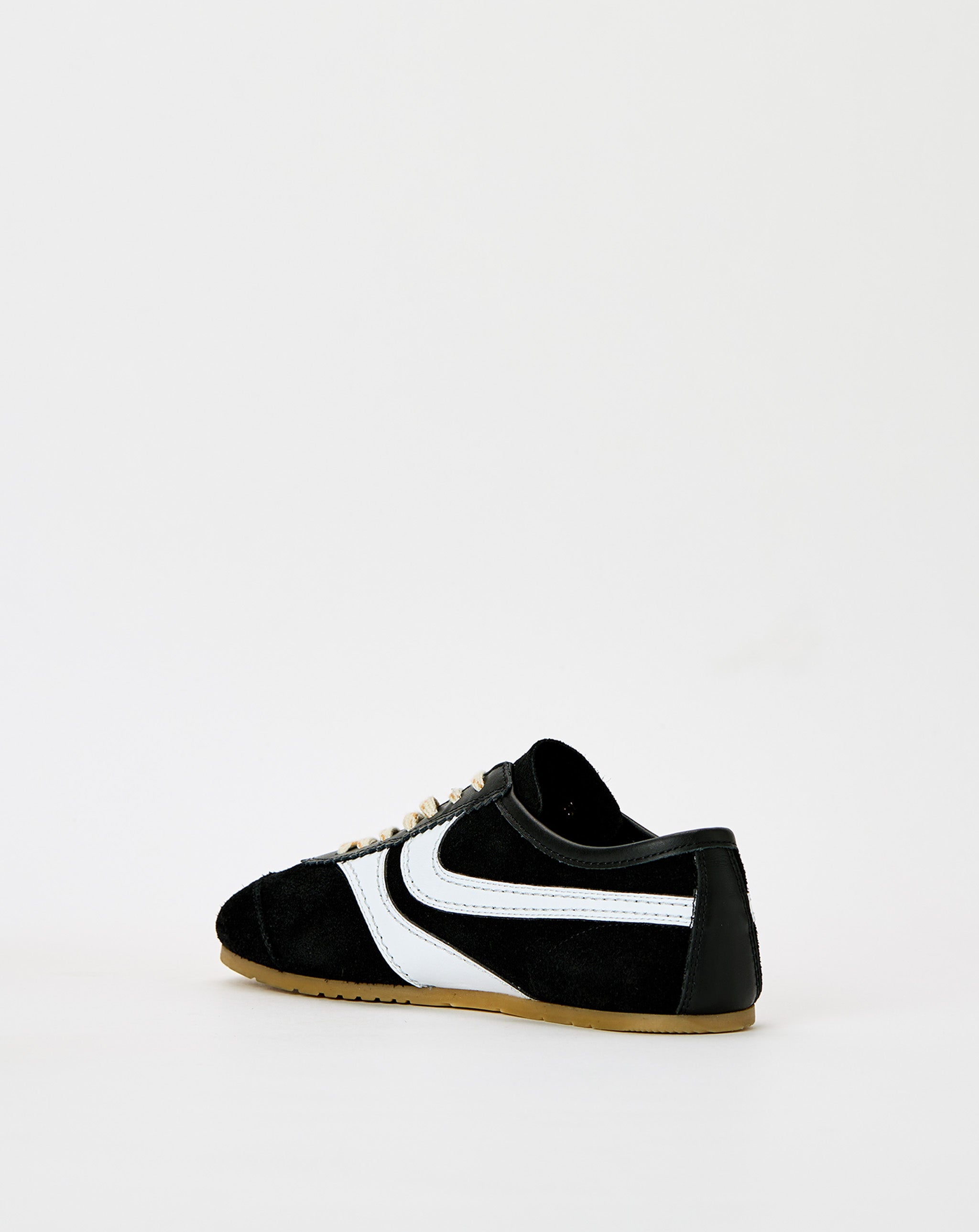 Low Sneakers