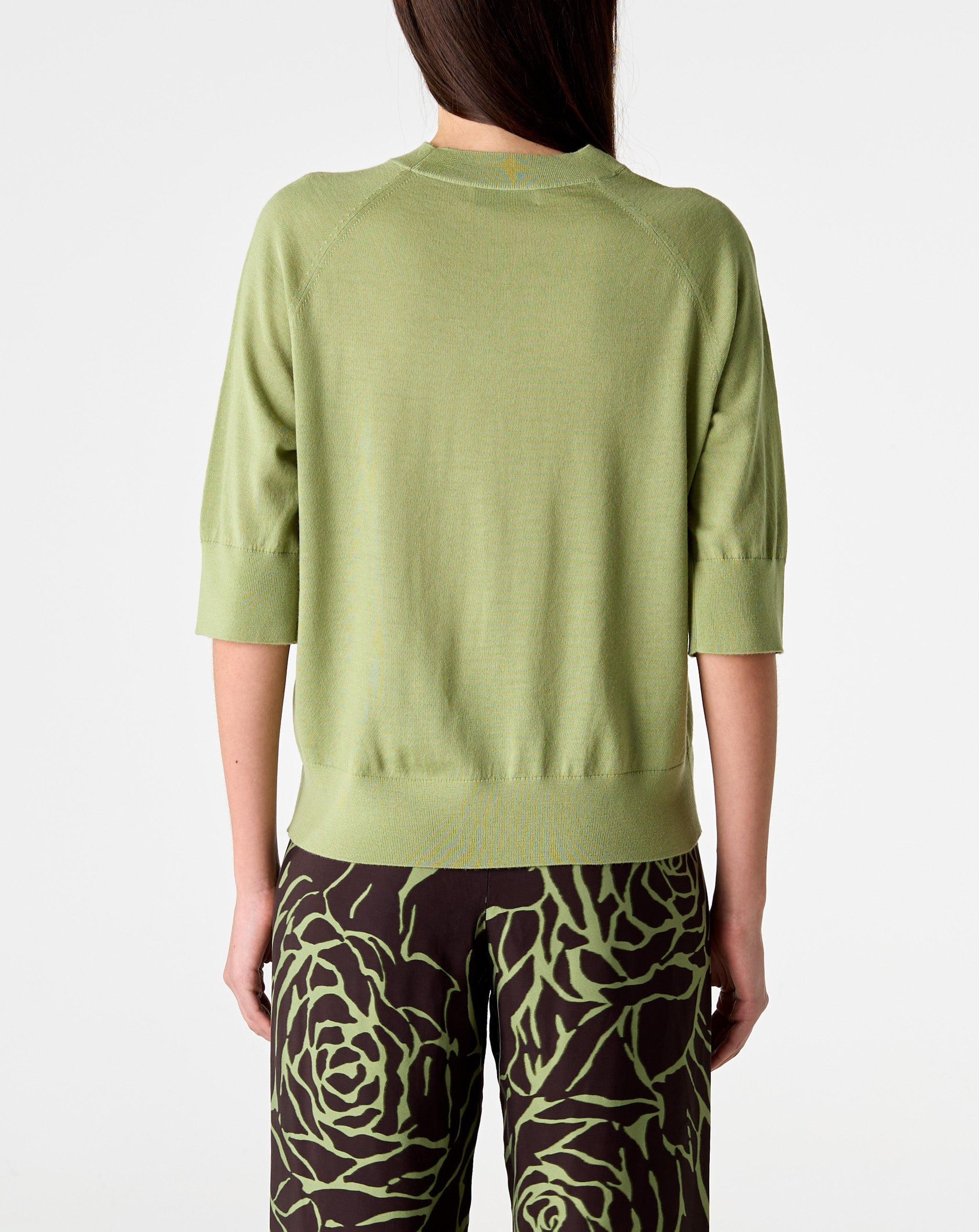 Tuan Sweater
