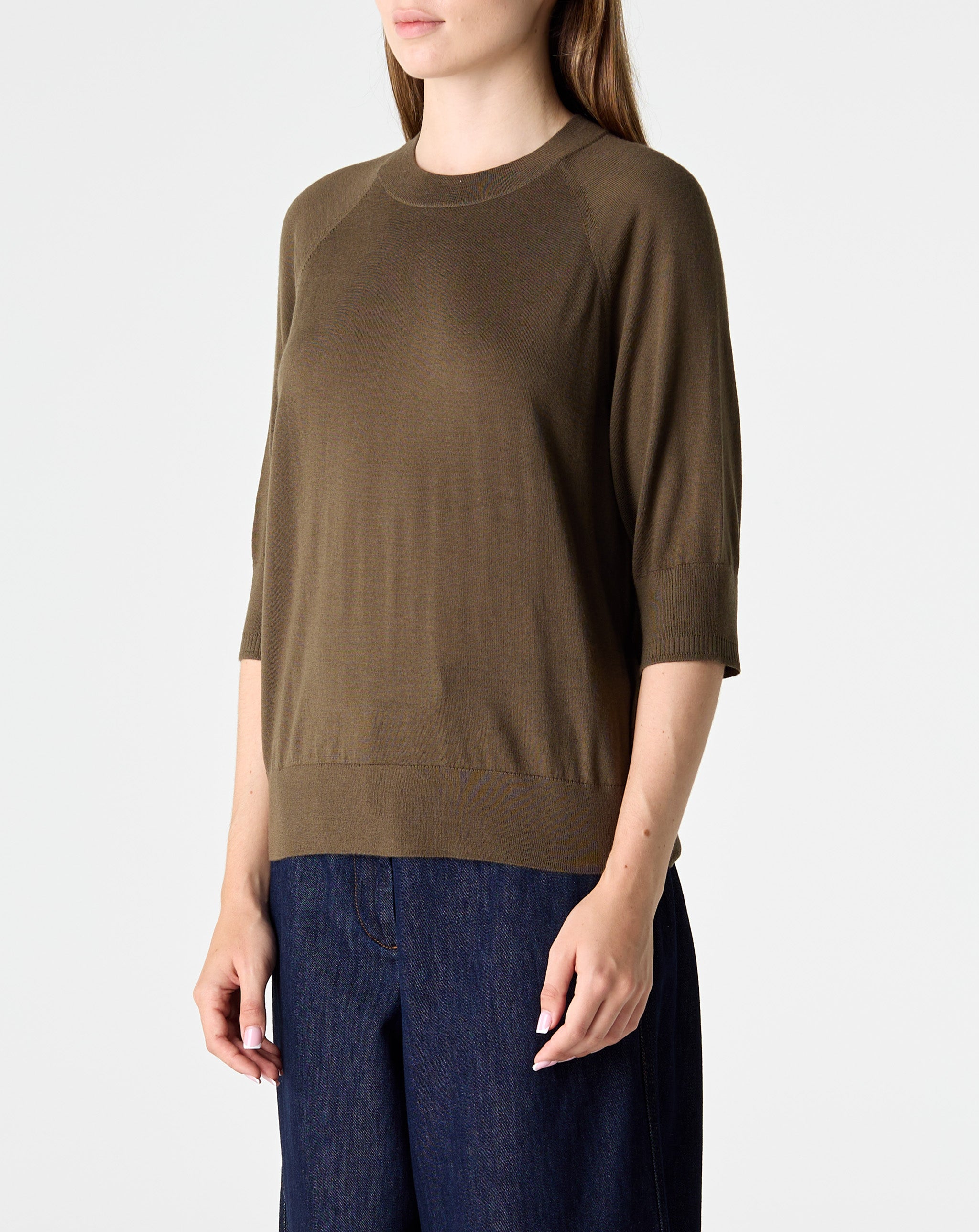Tuan Sweater