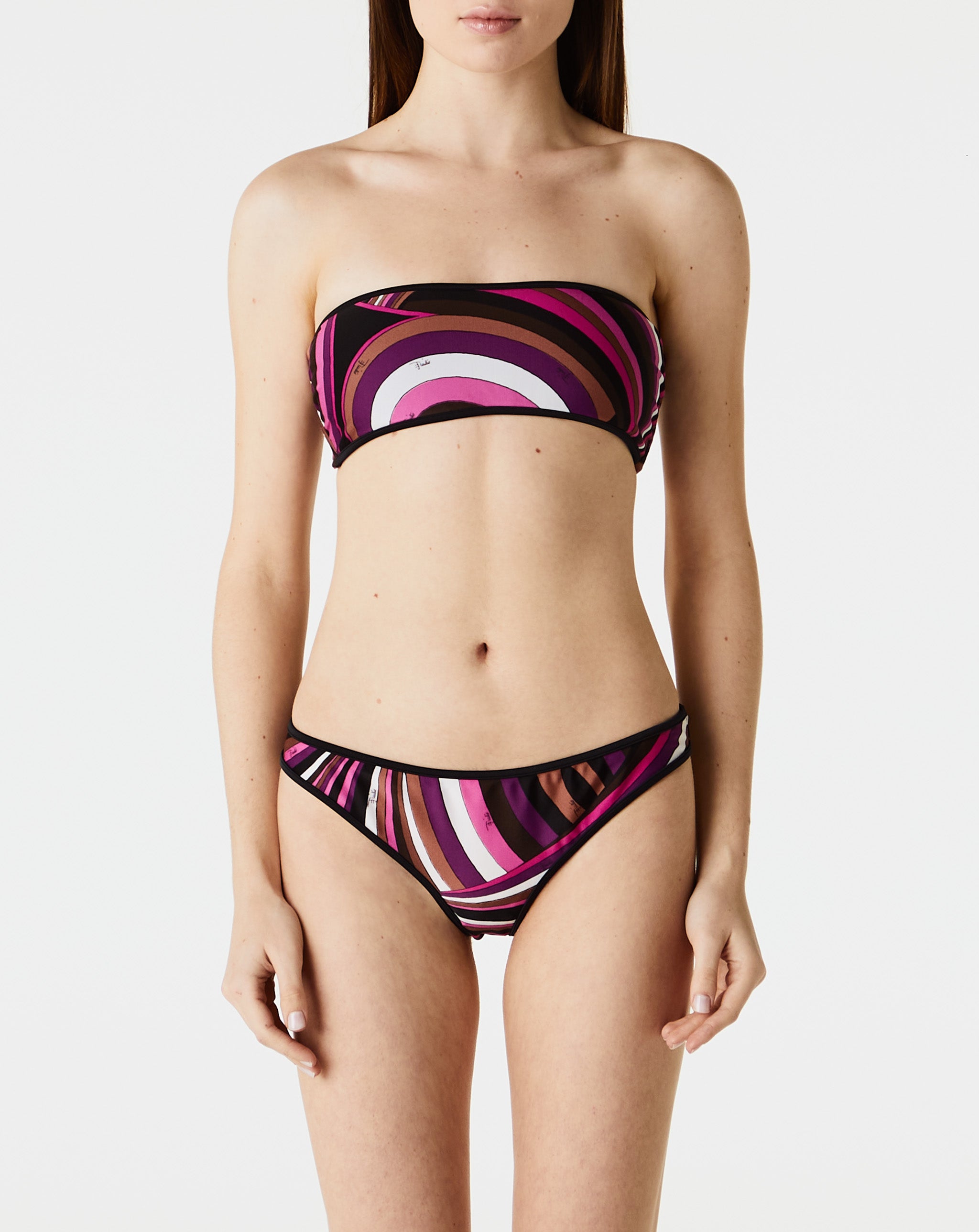 Bikini's Bra And Bottoms
