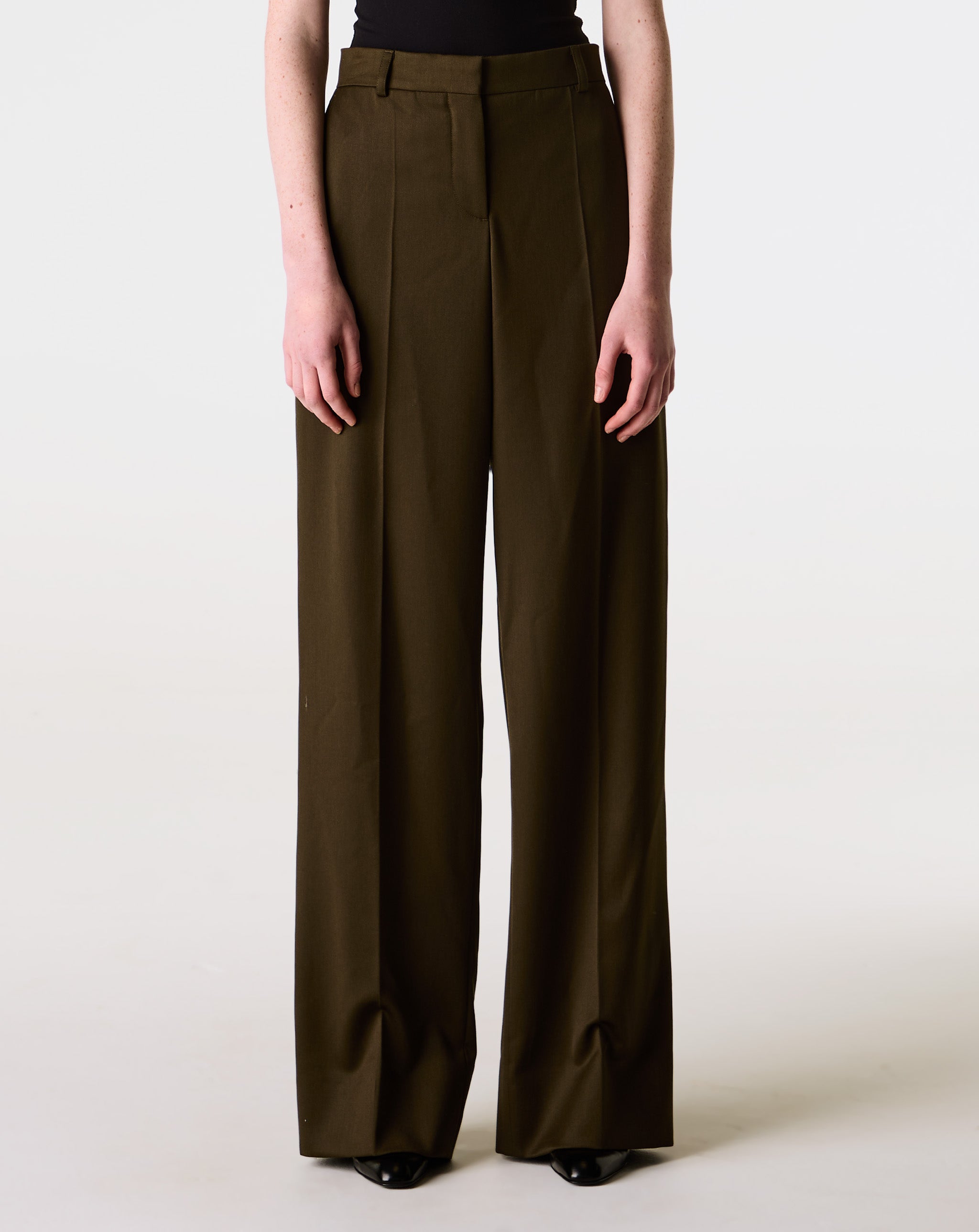 Loose Trousers