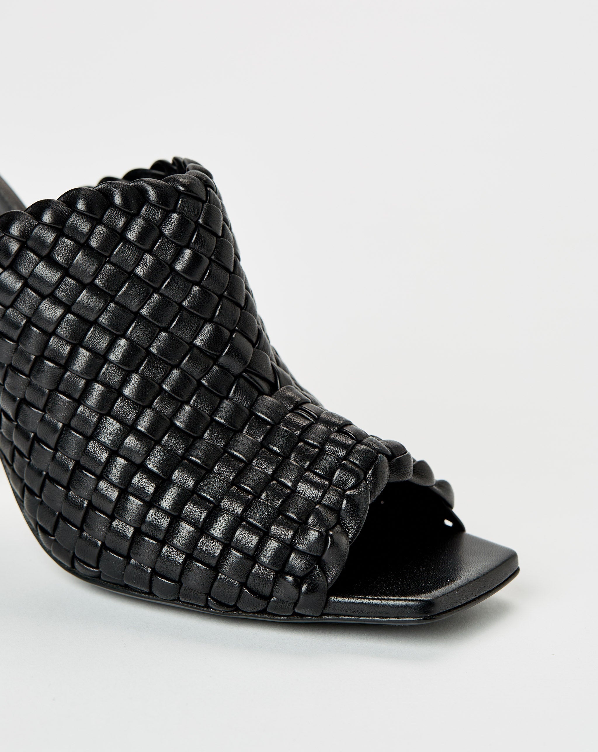 Woven Knot Mule