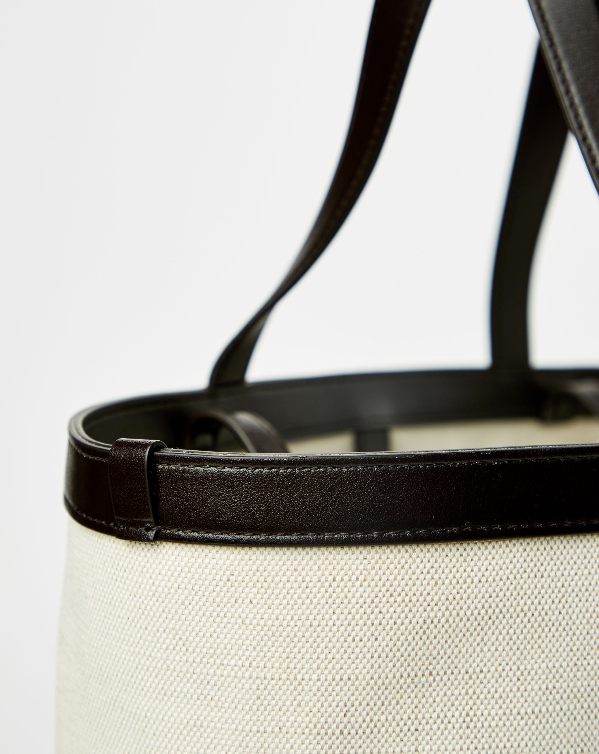 Flip Flap Tote