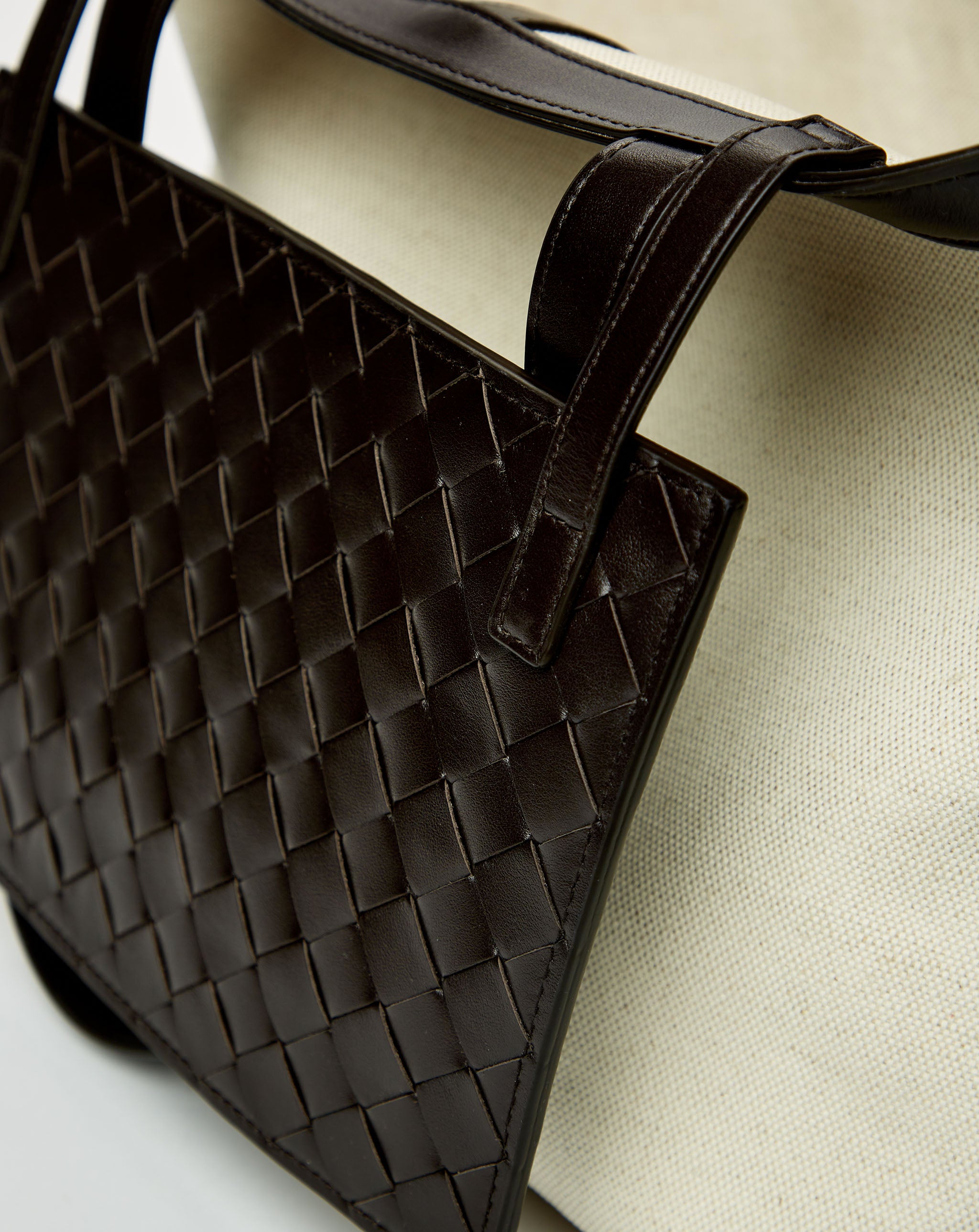 Flip Flap Tote