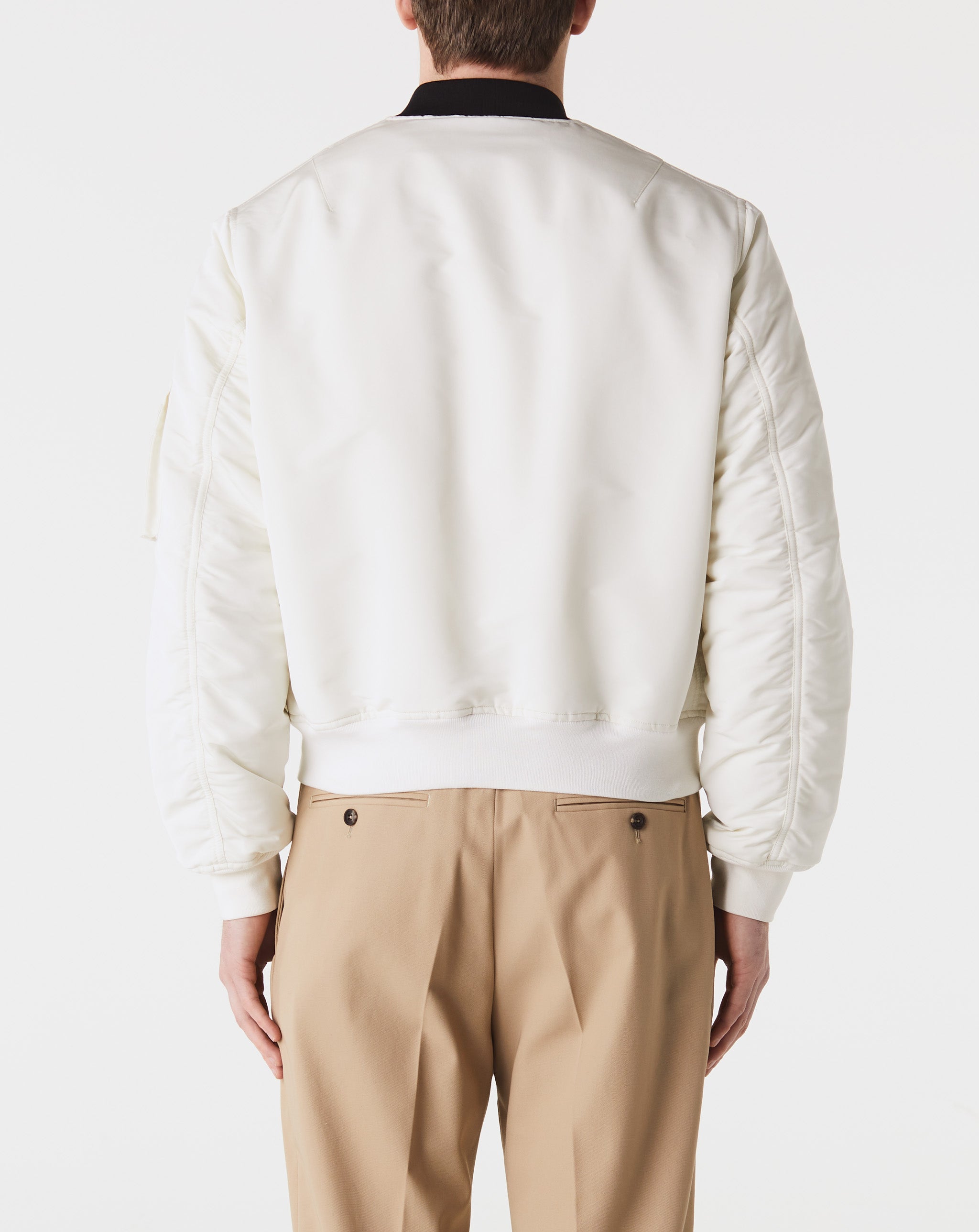 Tlrd Collar Bomber