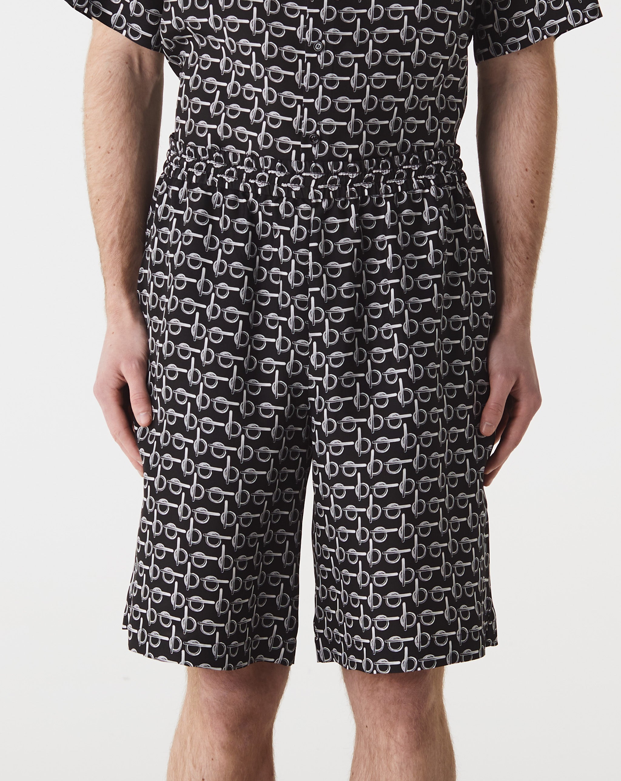 "B"link Print Short