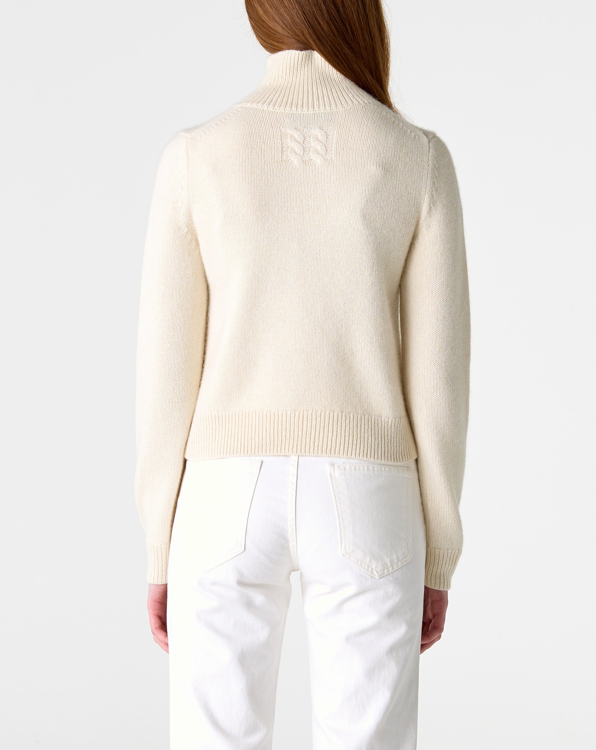 Estis Sweater