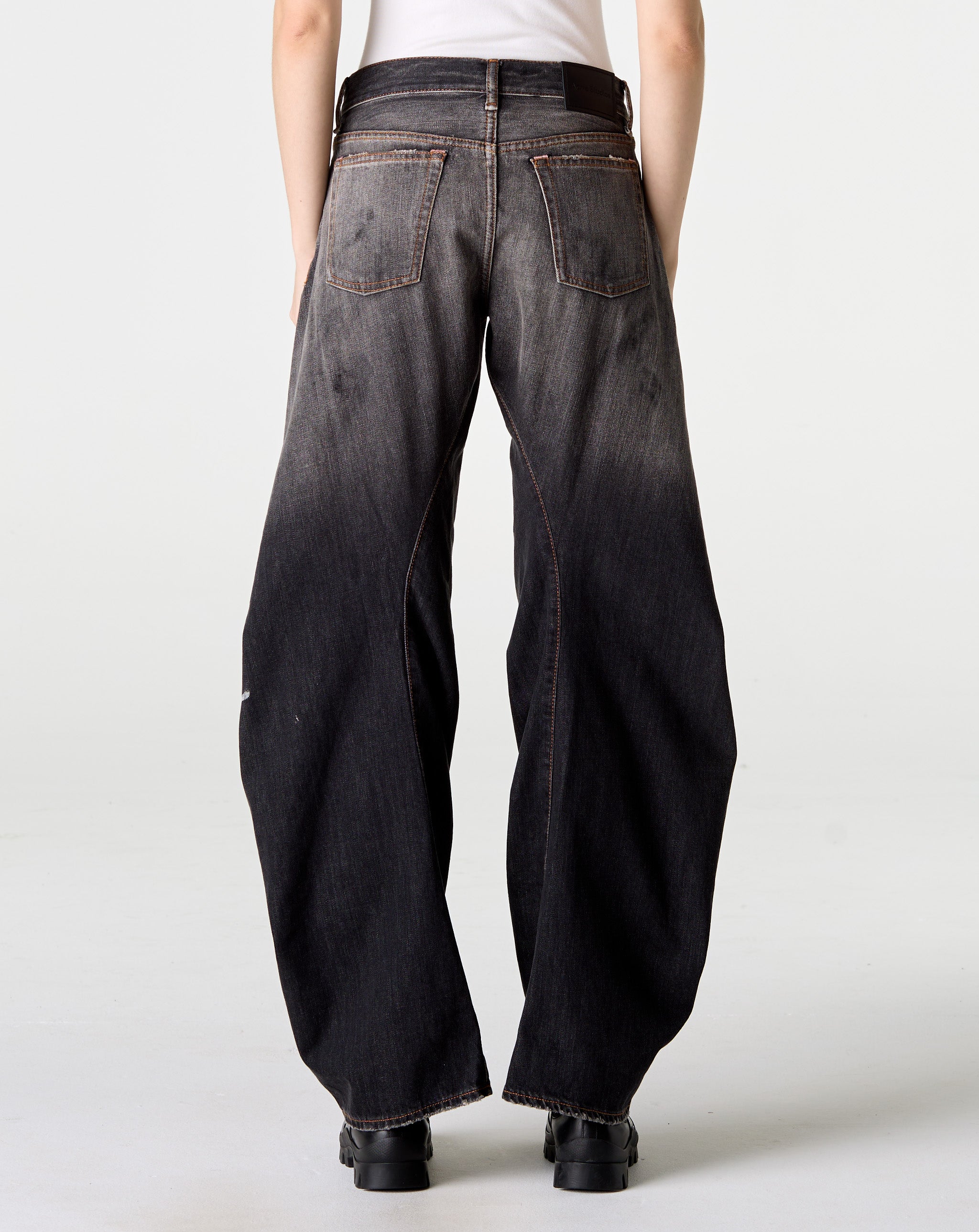 Trafalgar 2006F Draped Jean