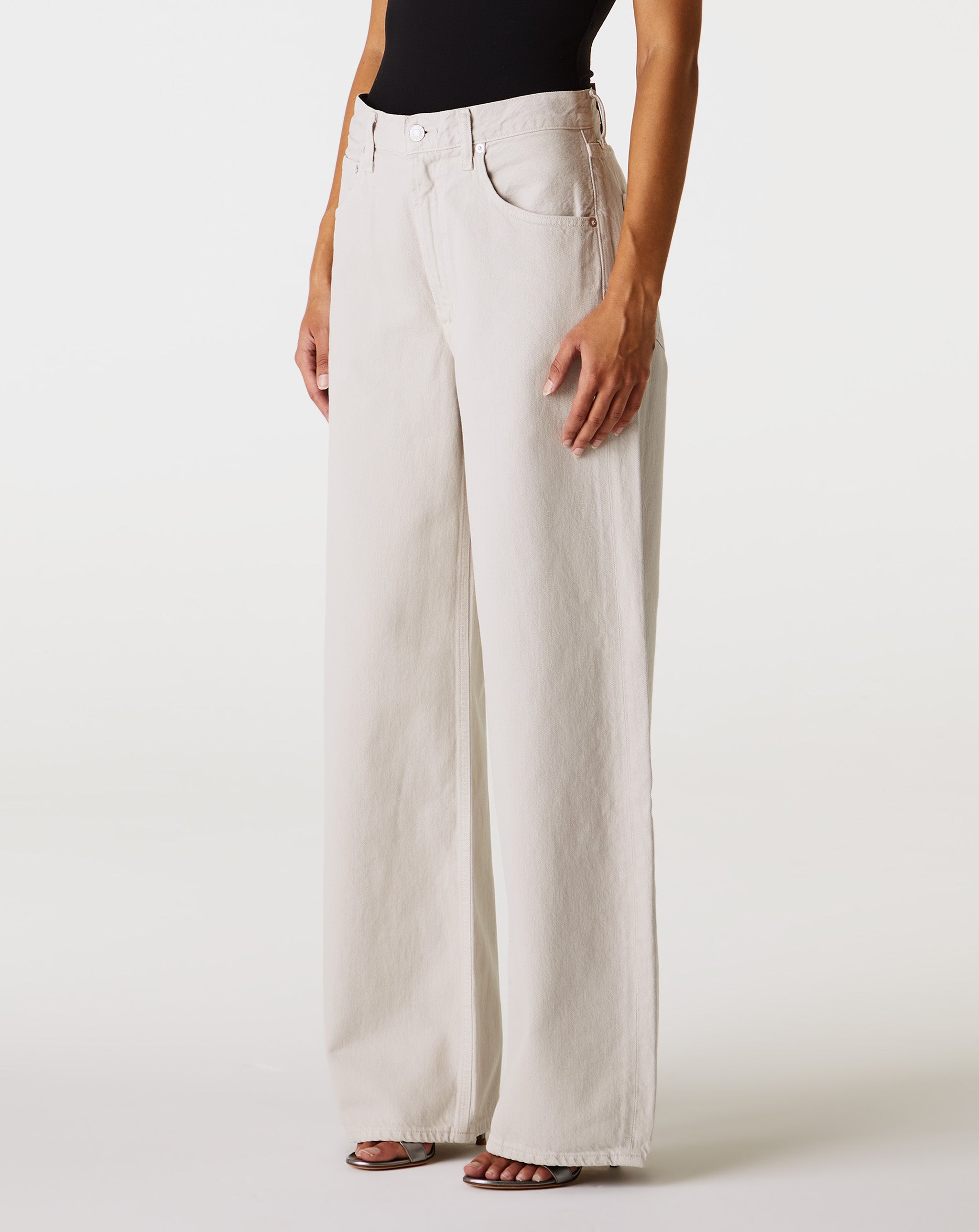 Low Curve Jean