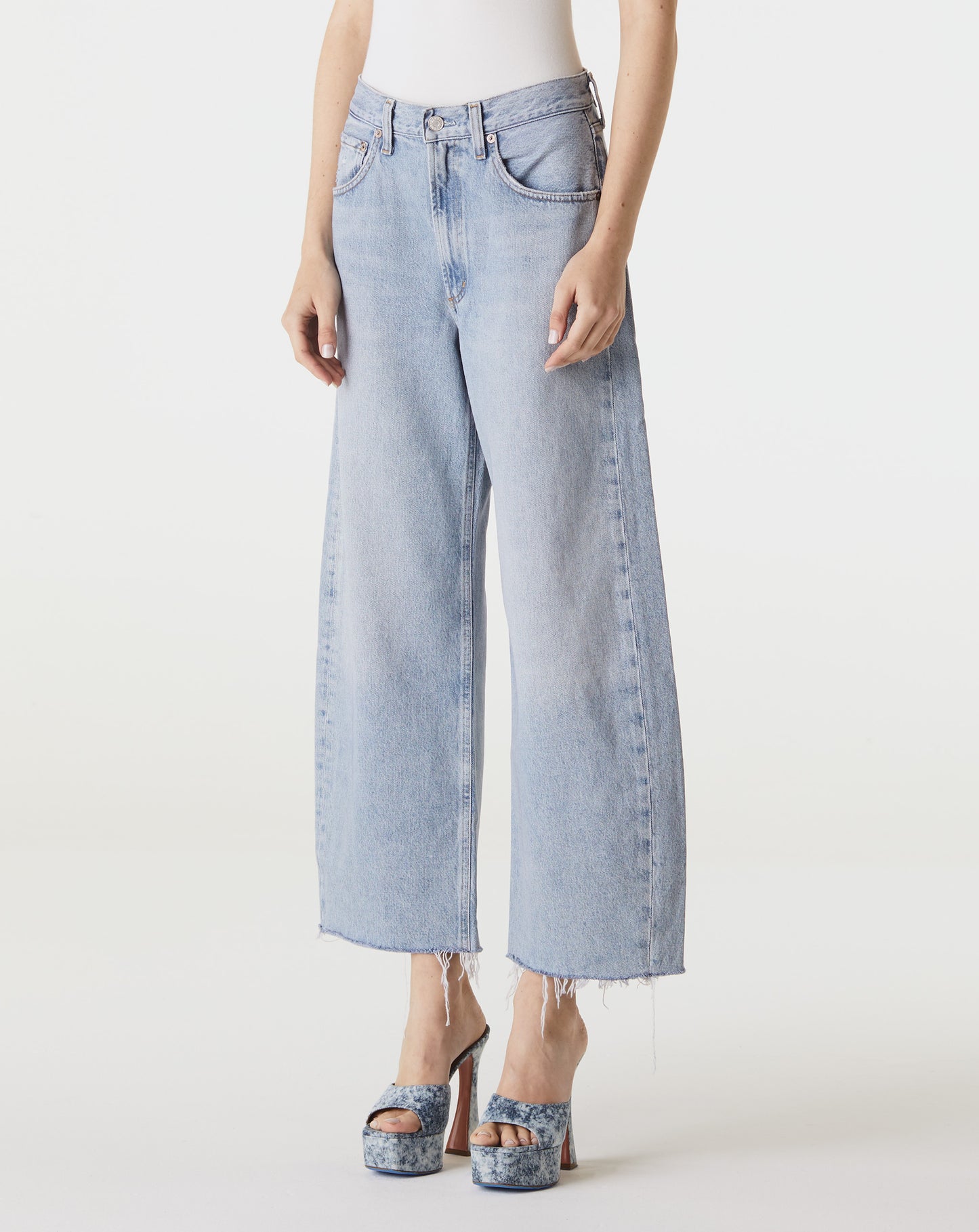 Low Curve Fray Denim