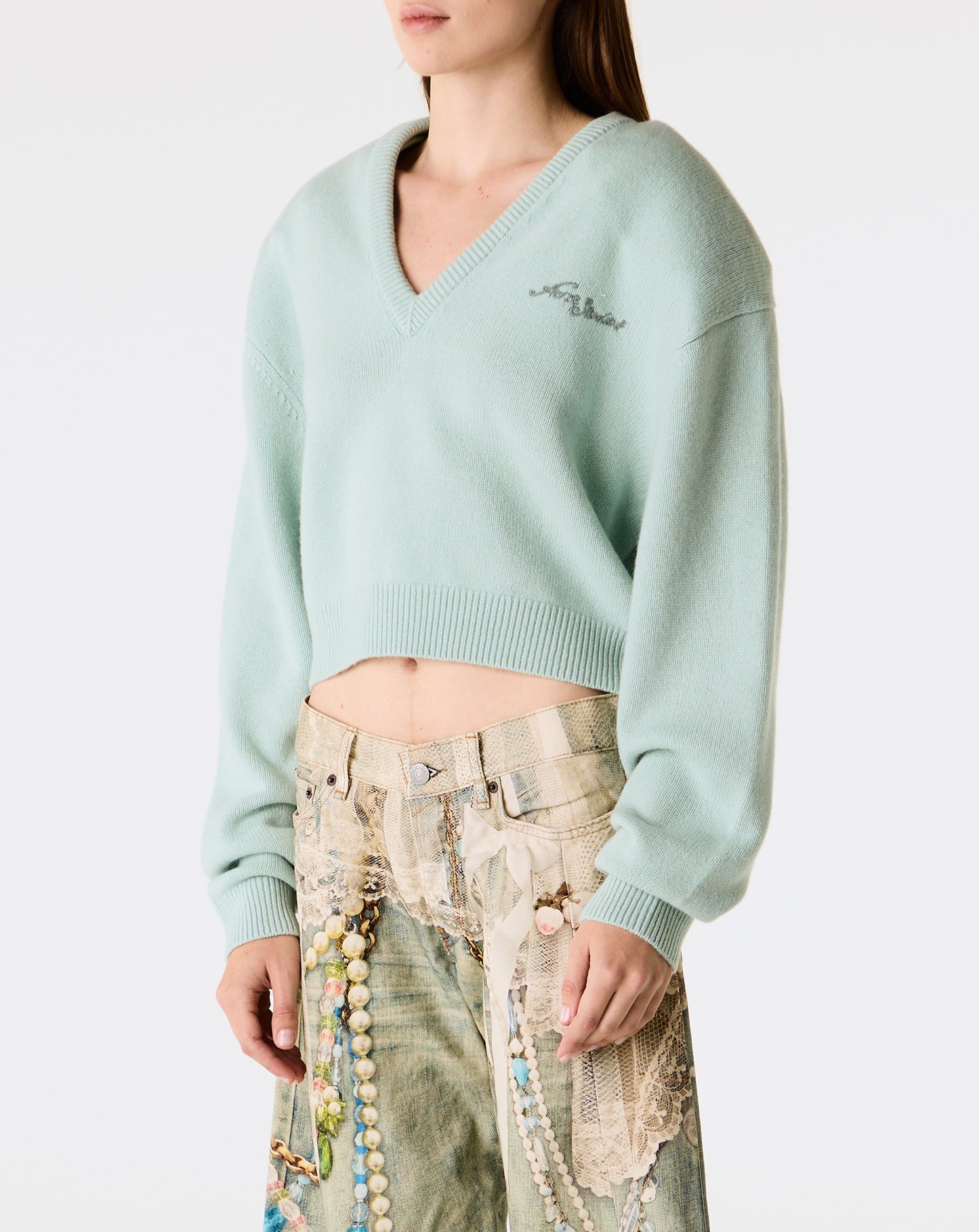 L/S Cropped Knit V-Neck