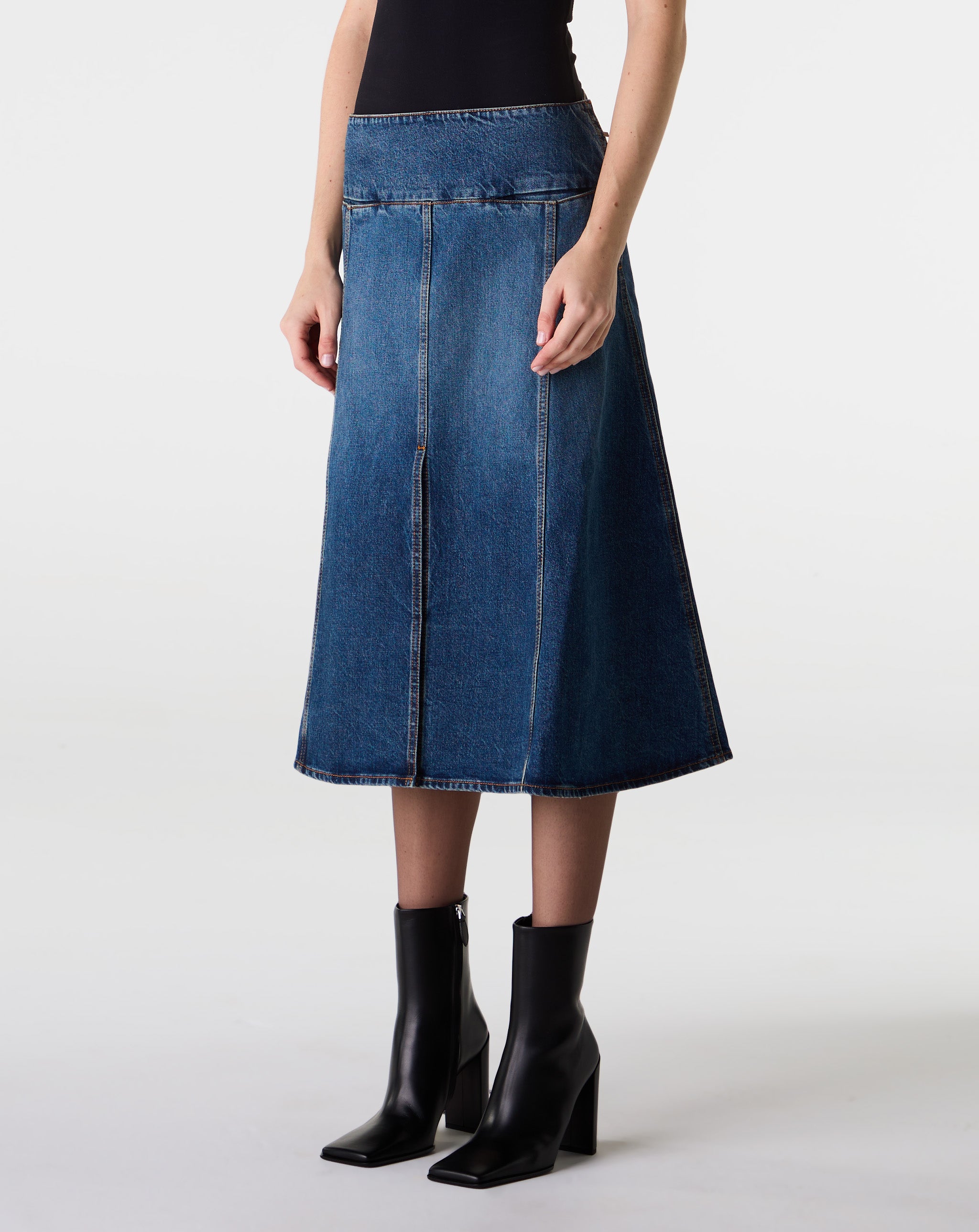 Slit Skirt
