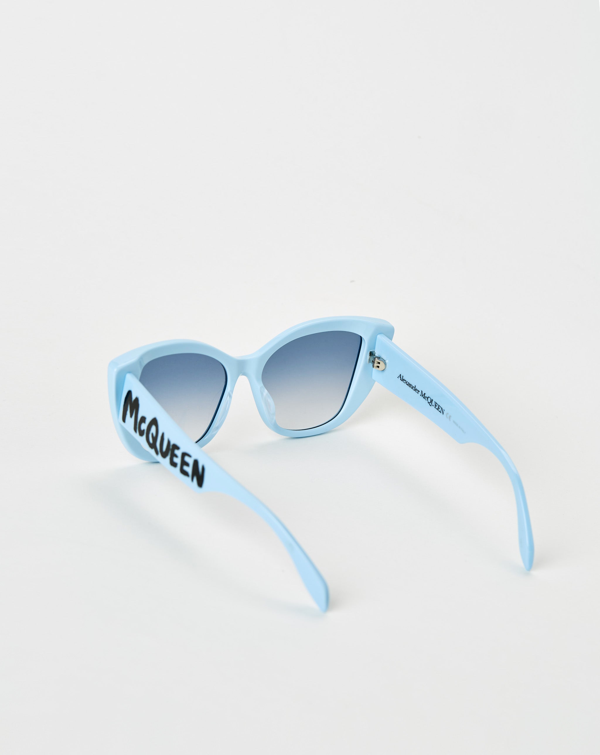 MCQUEEN GRAFFITI VINTAGE SUNGLASSES
