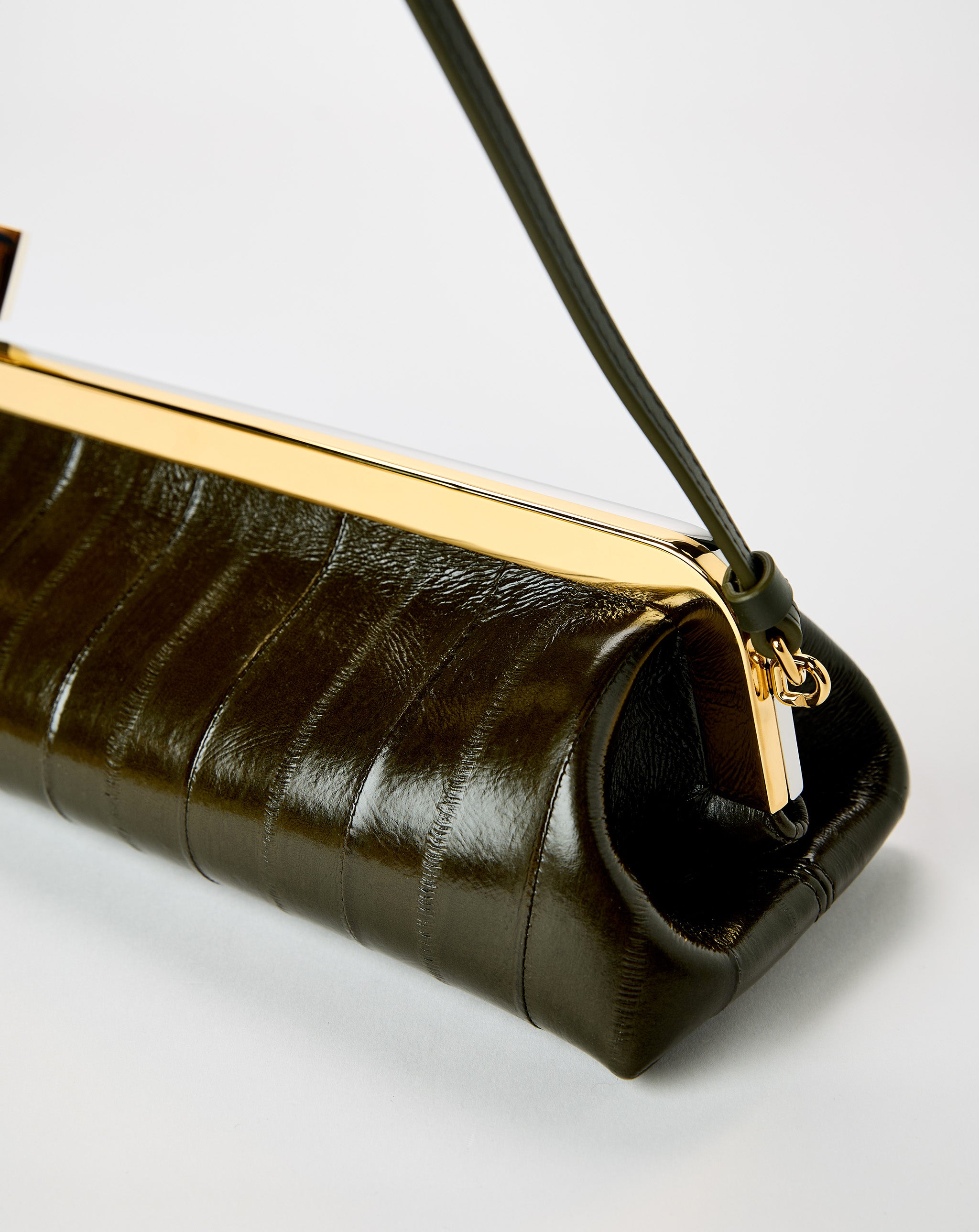 La Salon Pochette