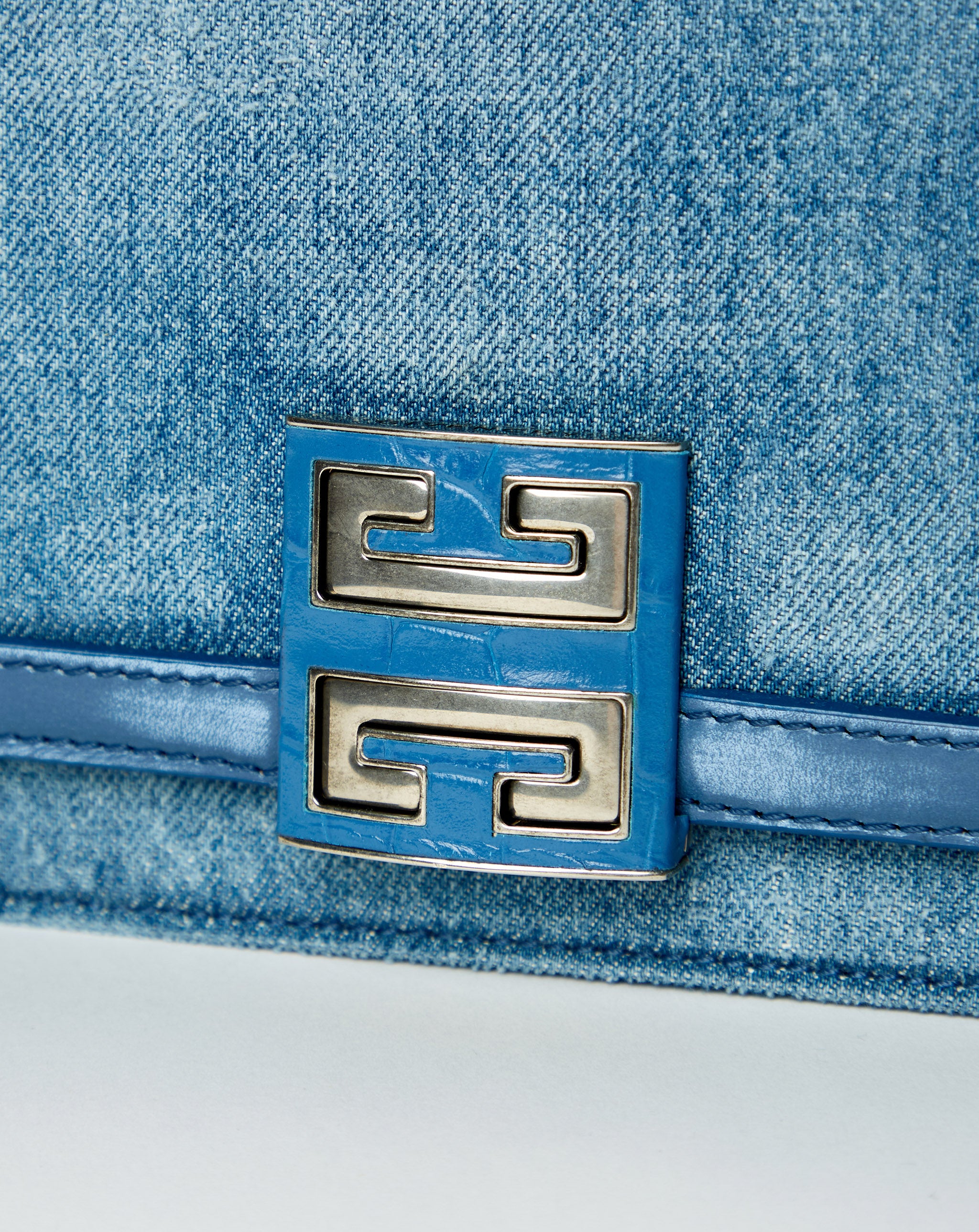 4G Crossbody Bag