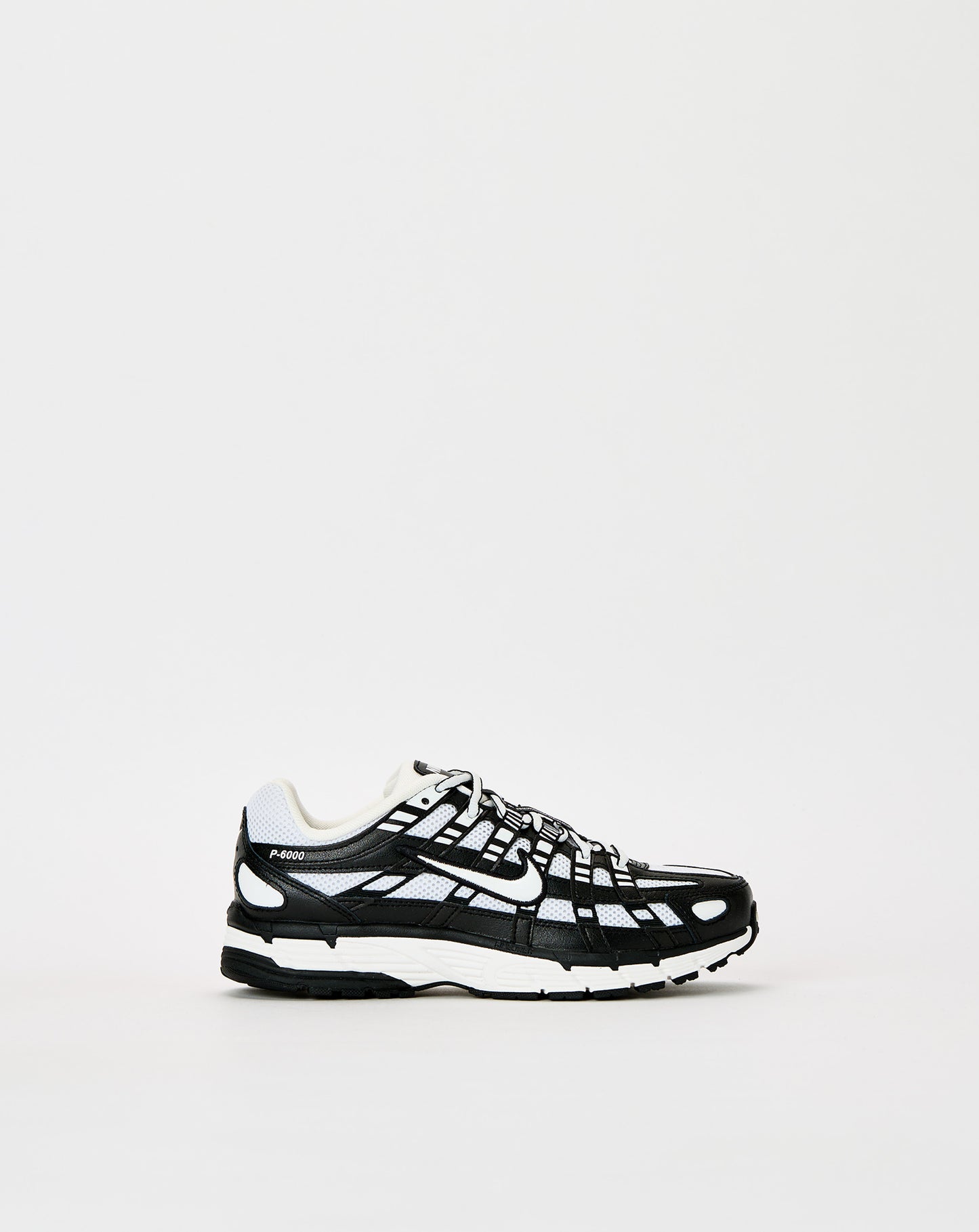 P-6000 WMNS "Black/Summit White"