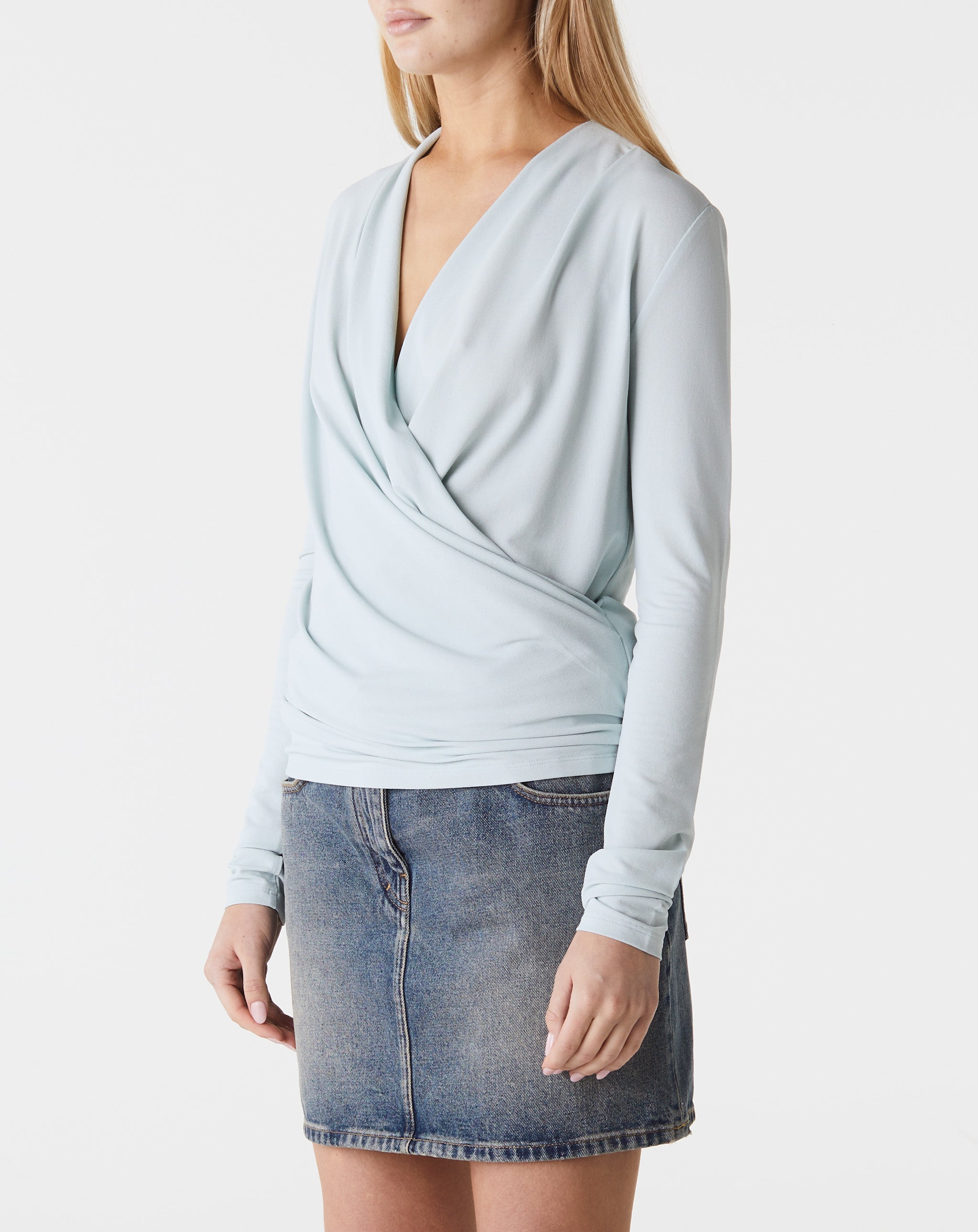 Drapped V Top