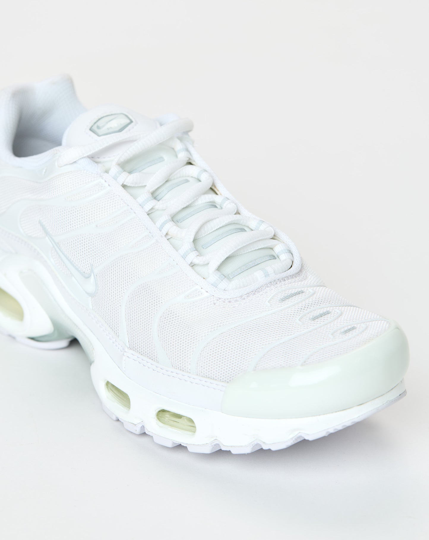 Air Max Plus WMNS "Pure Platinum"