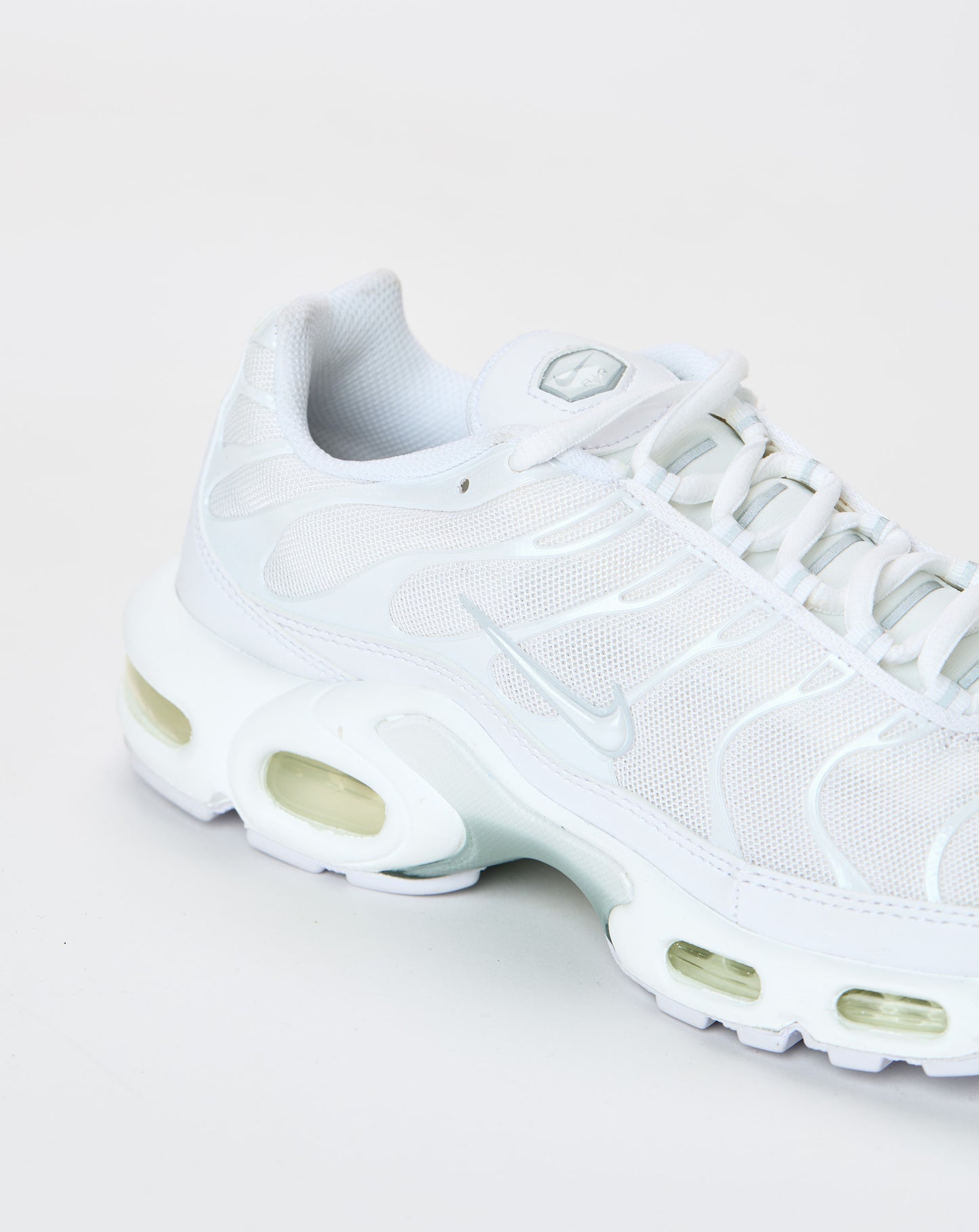Air Max Plus WMNS "Pure Platinum"
