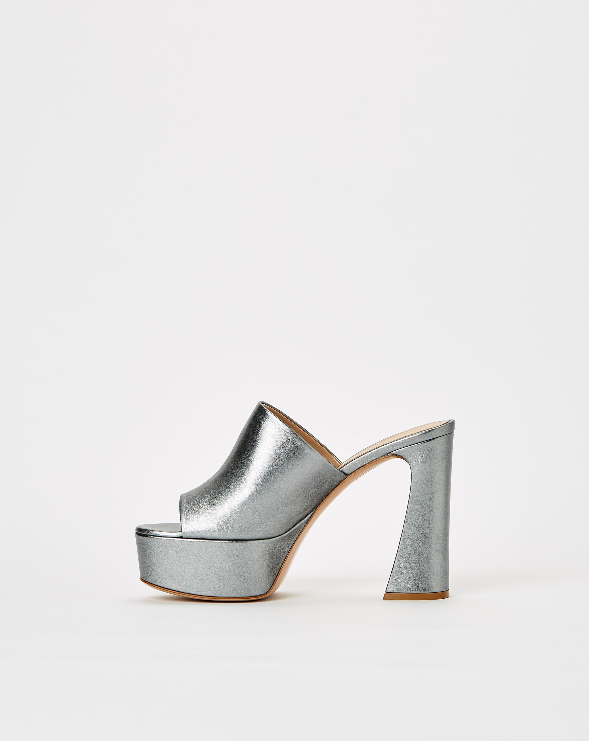 Holly Mule