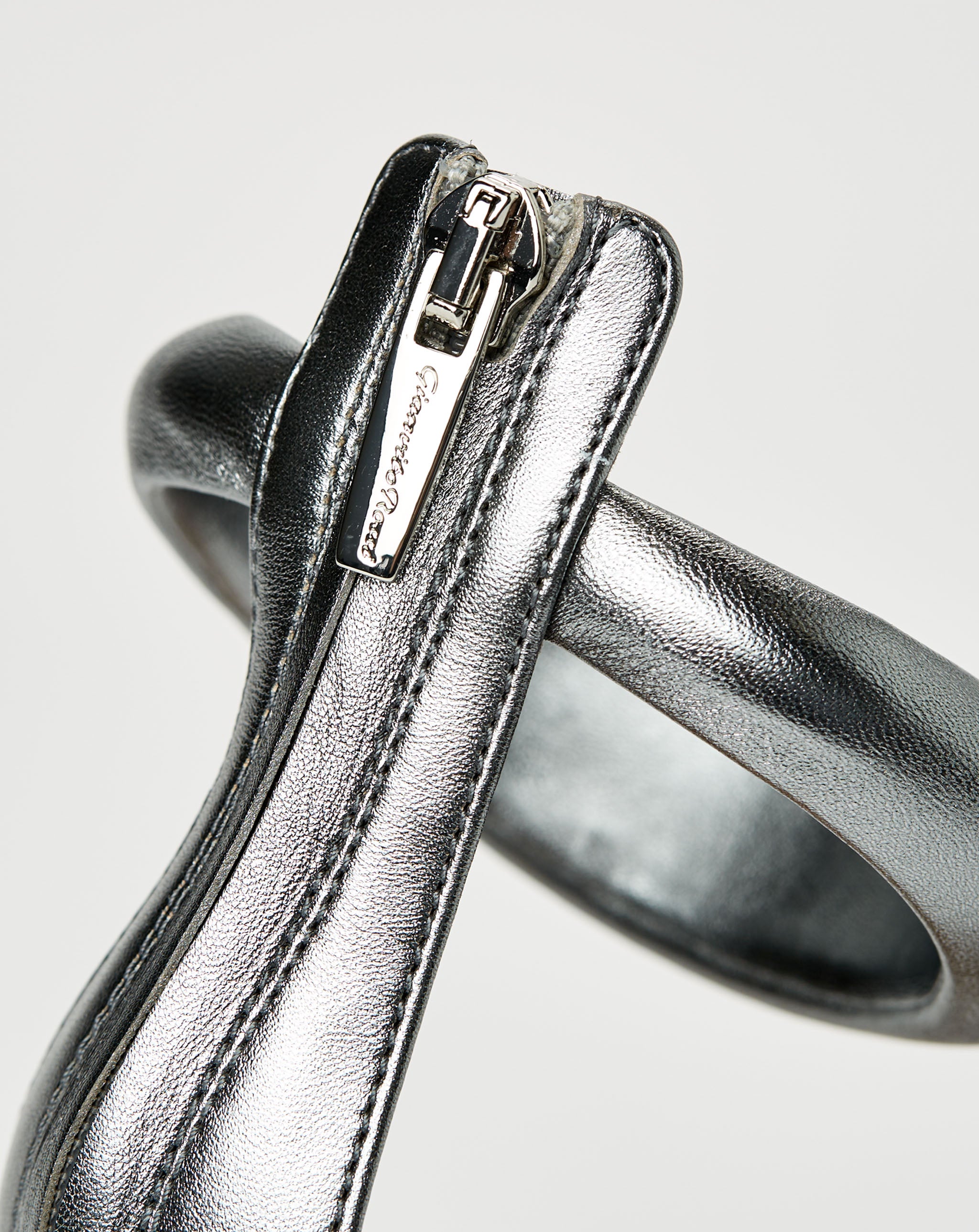 Bijoux Silk
