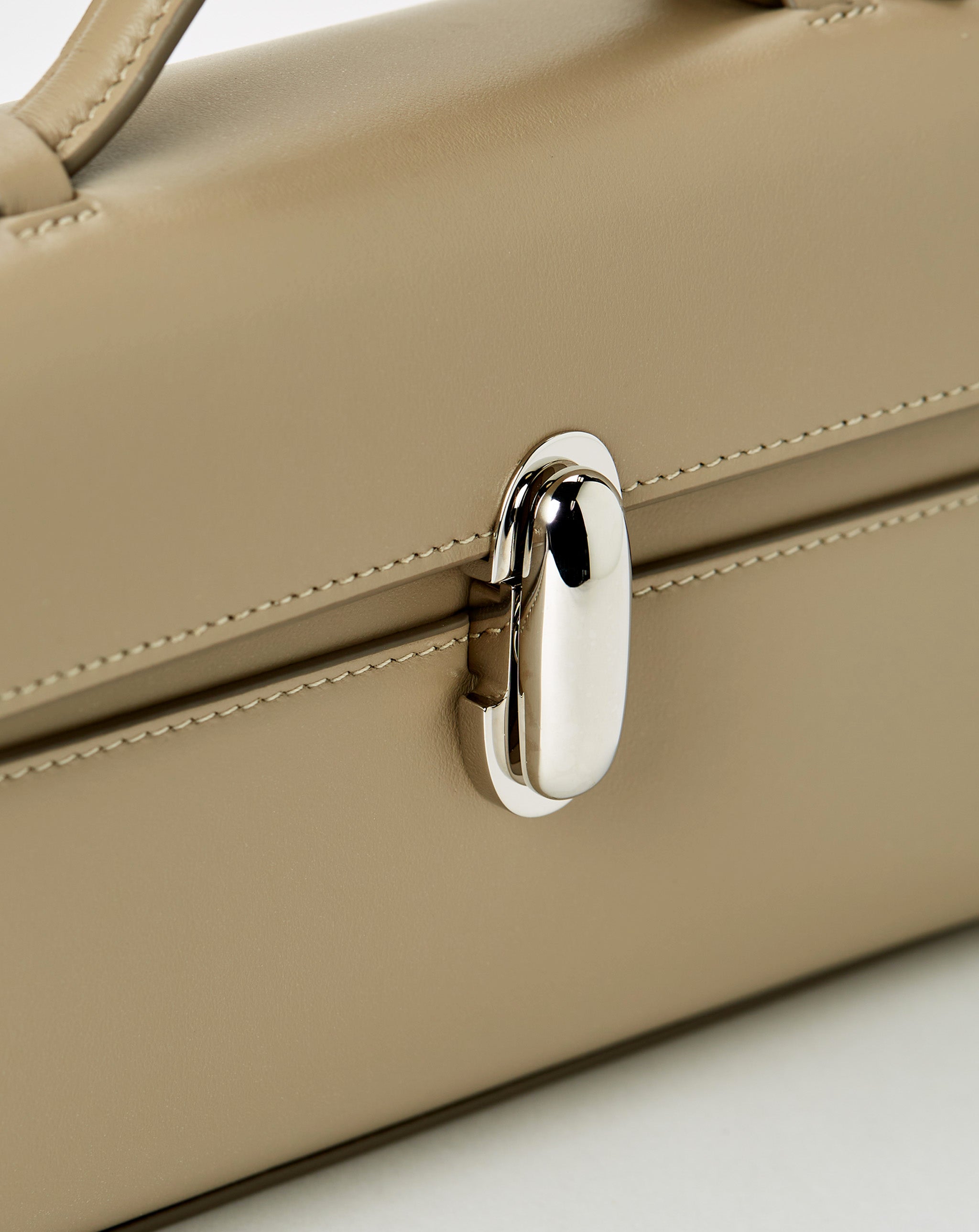 Symmetry Pochette In Smooth Calf