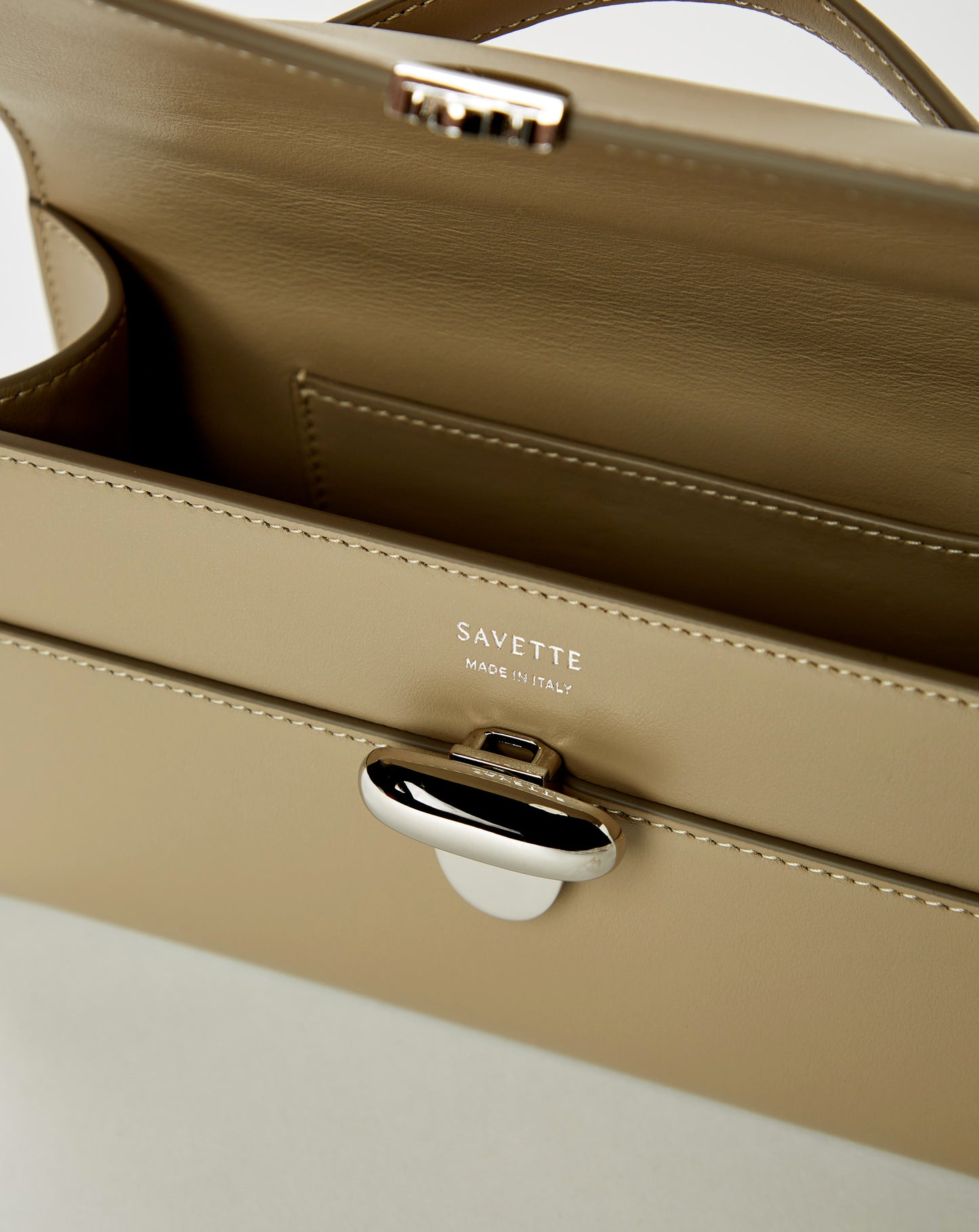 Symmetry Pochette In Smooth Calf